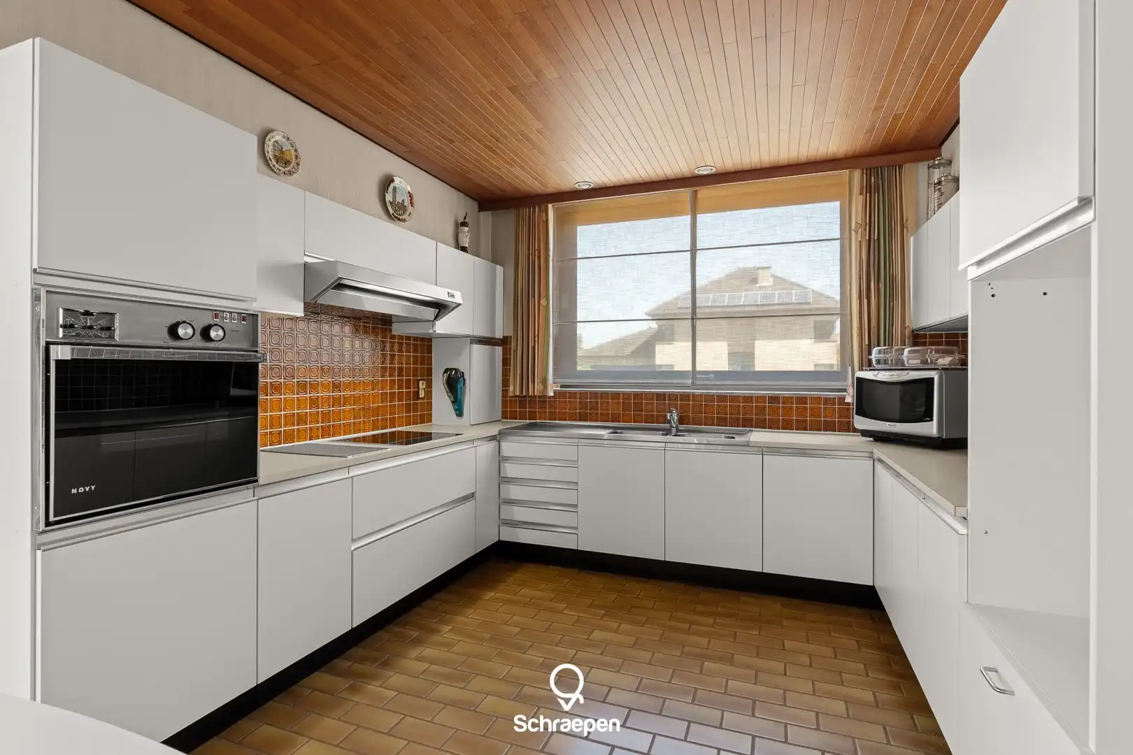 Ruime gezinswoning (237 m²) met 3 slpks op een zuidwestelijk perceel van circa 11,5 are! foto 9