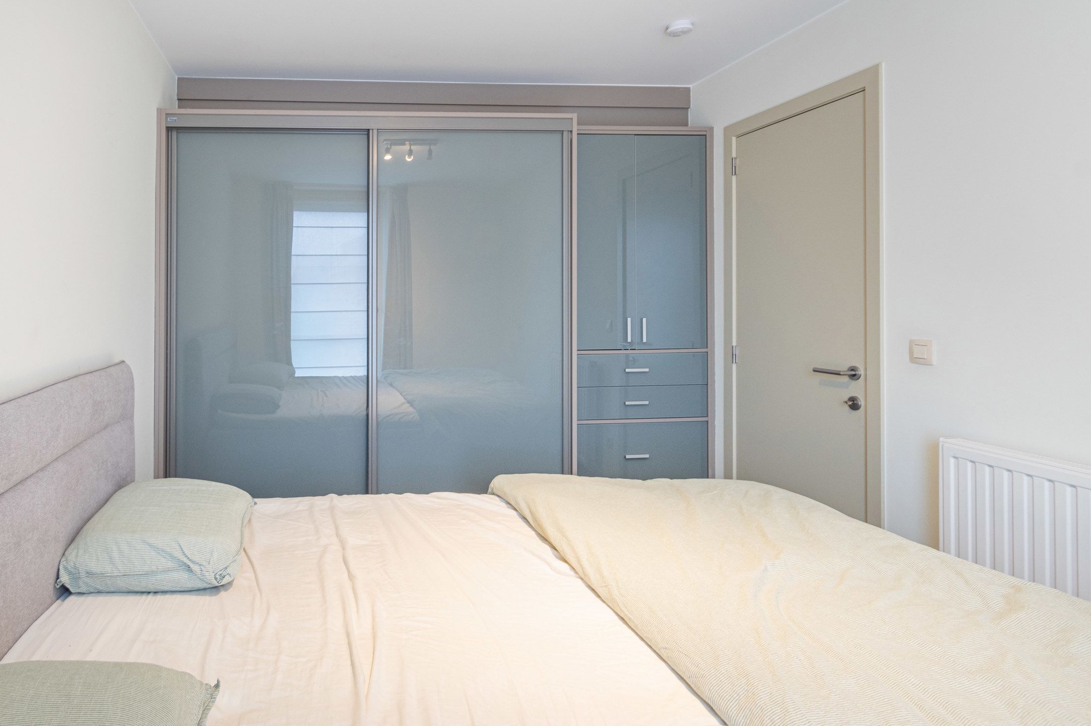 Ruim 1-slaapkamerappartement met terras te Ruisbroek foto 10