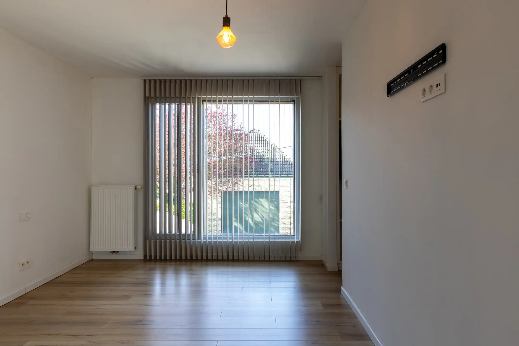 Charmante woning in rustige, doodlopende straat te Lebbeke foto 17