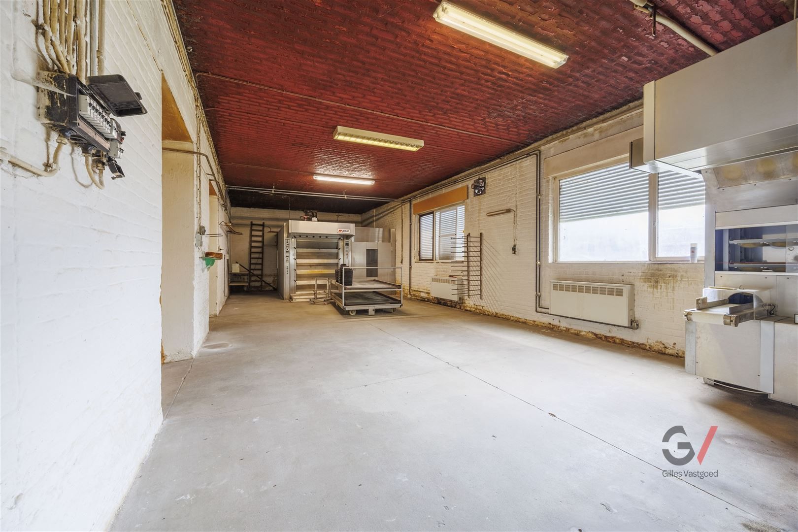 Te koop: Ruime woning in Meerbeek foto 15