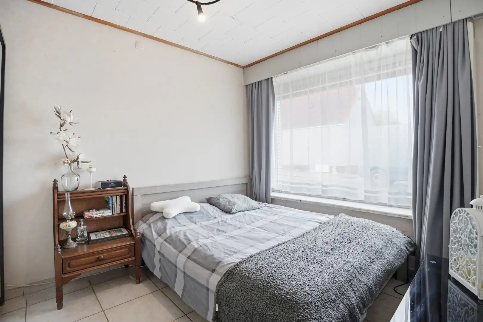 Rustig gelegen, alleenstaande woning op ruim perceel van 2210 m² foto 7