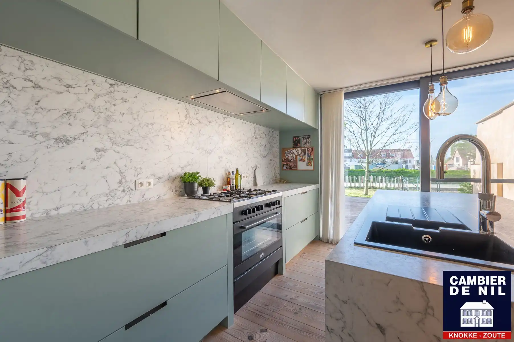 Volledig vernieuwde, gezellige woning foto 10