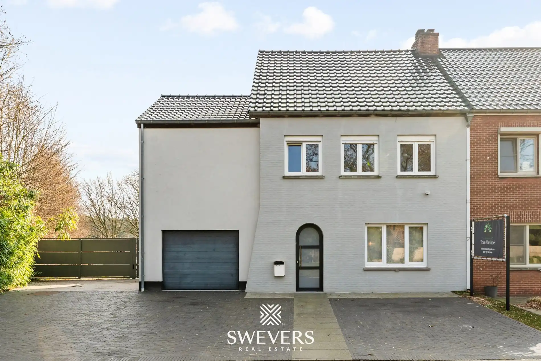 Ruime halfopen woning met zuidoostgerichte tuin en zwembad foto 33