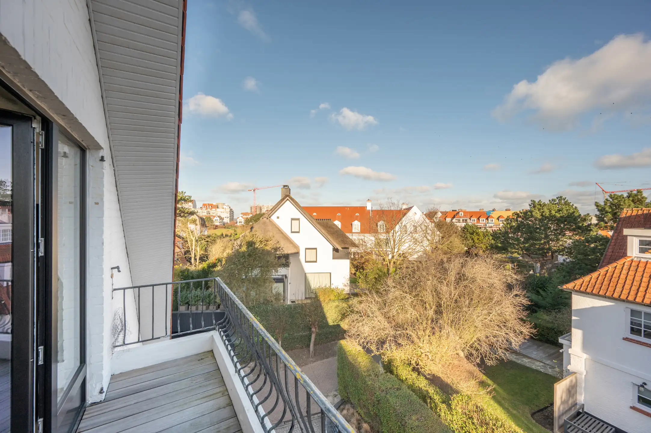 Gerenoveerd appartement in charmante residentie in het Zoute foto 5