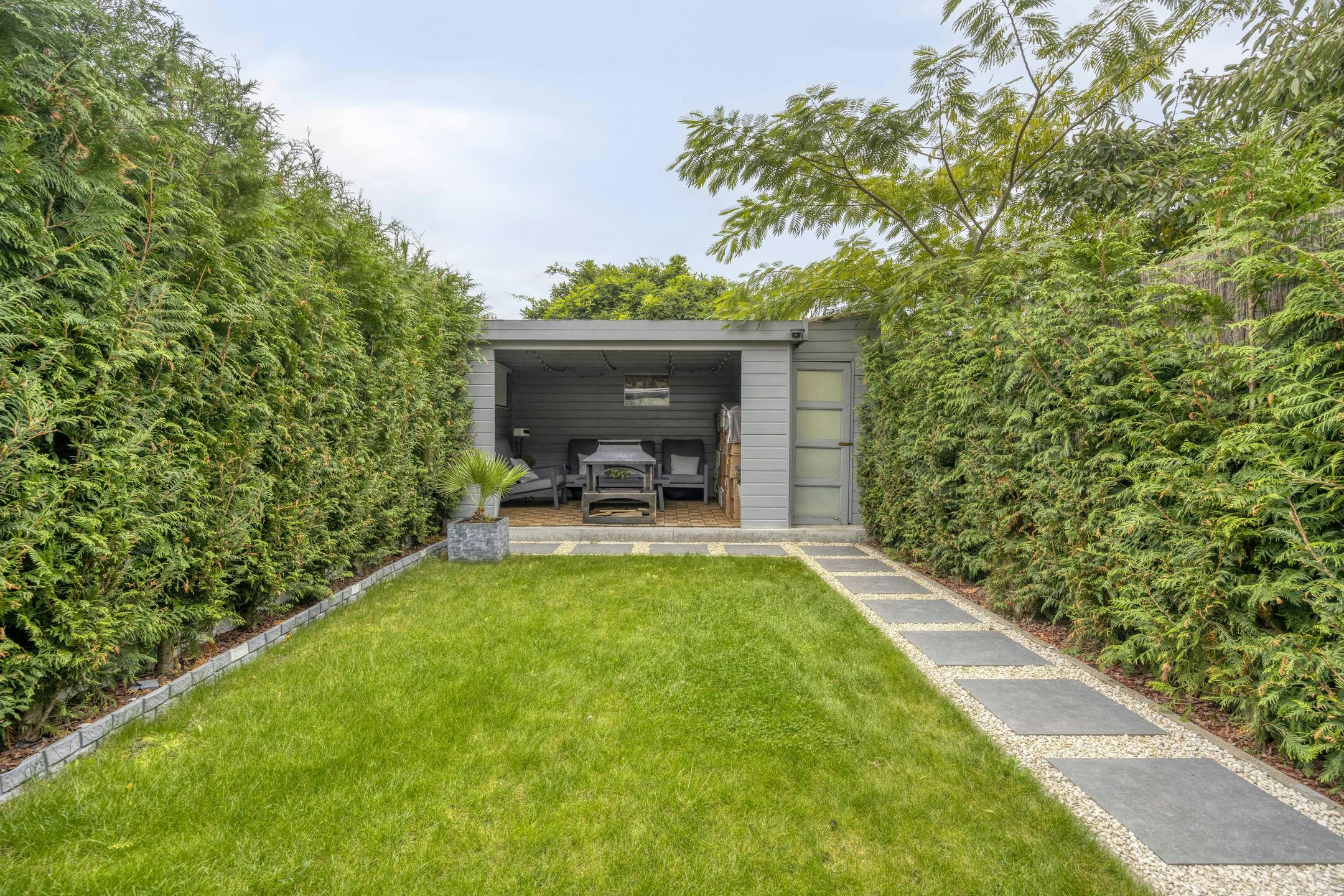 Instapklare woning met 3 slaapkamers en tuin te koop in Boom foto 16