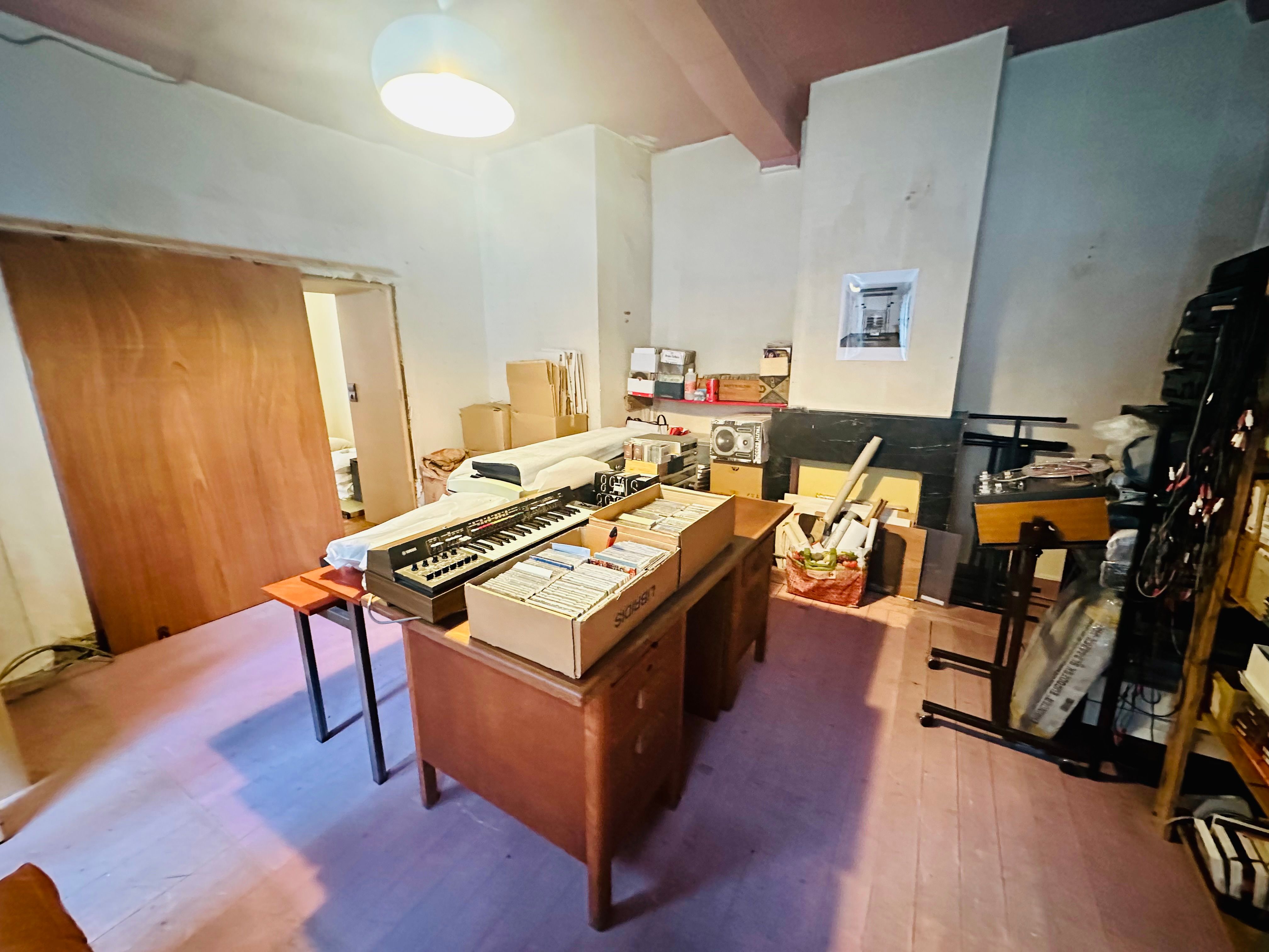 Centraal gelegen appartement met open concept en werkruimte foto 2