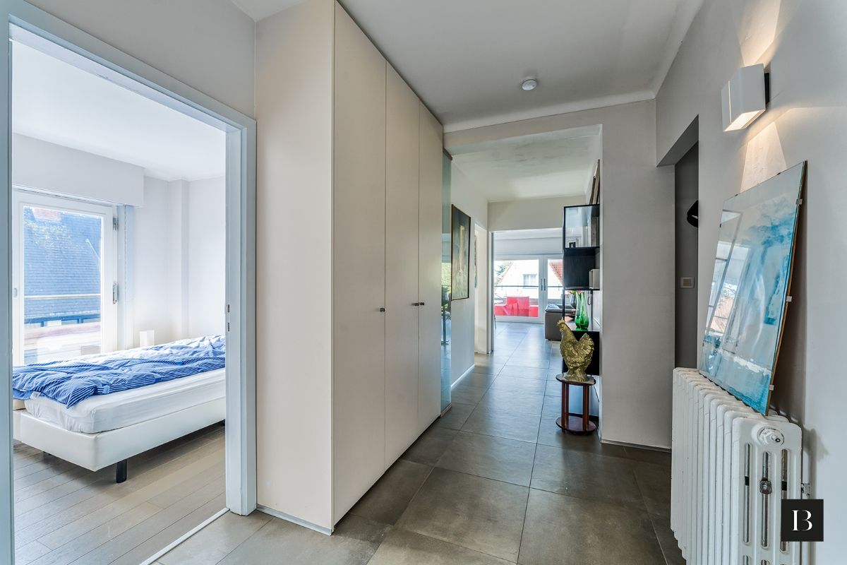 Ruim (123m²) appartement met garagebox en zolder in de Concessie foto 6