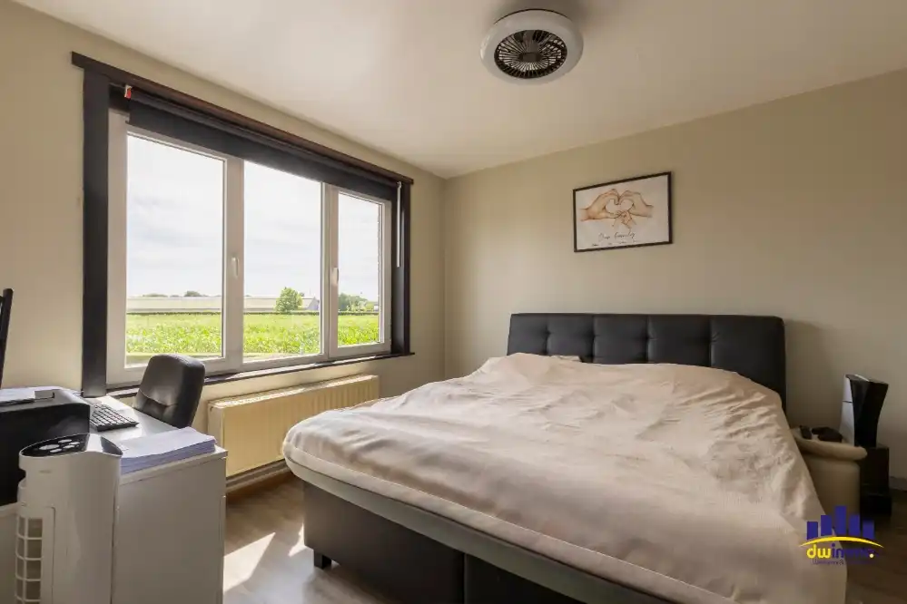 Ruime halfopen bebouwing met grote tuin in Lochristi opp. 688m² foto 12