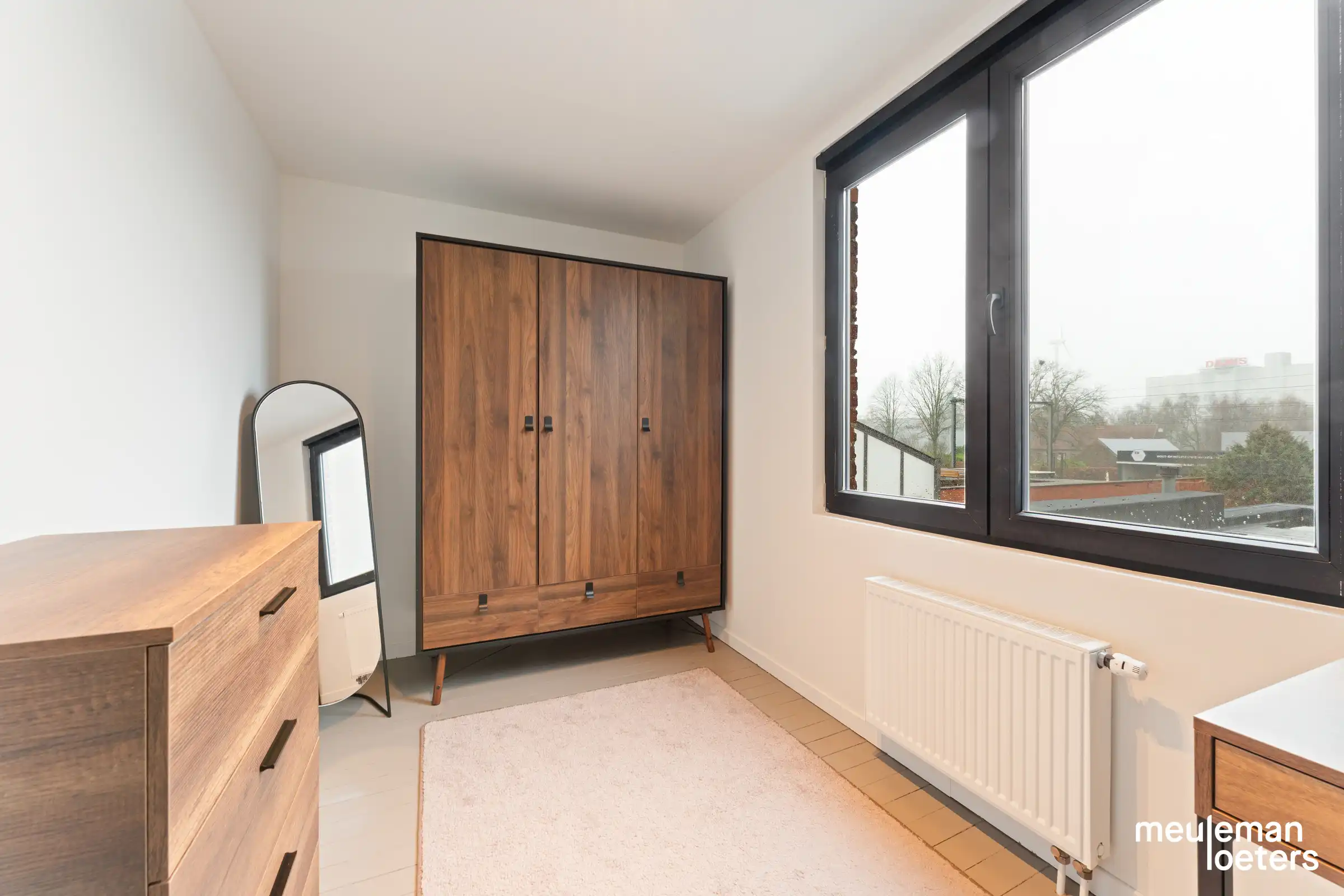 Volledig gerenoveerde woning met hedendaags comfort foto 9