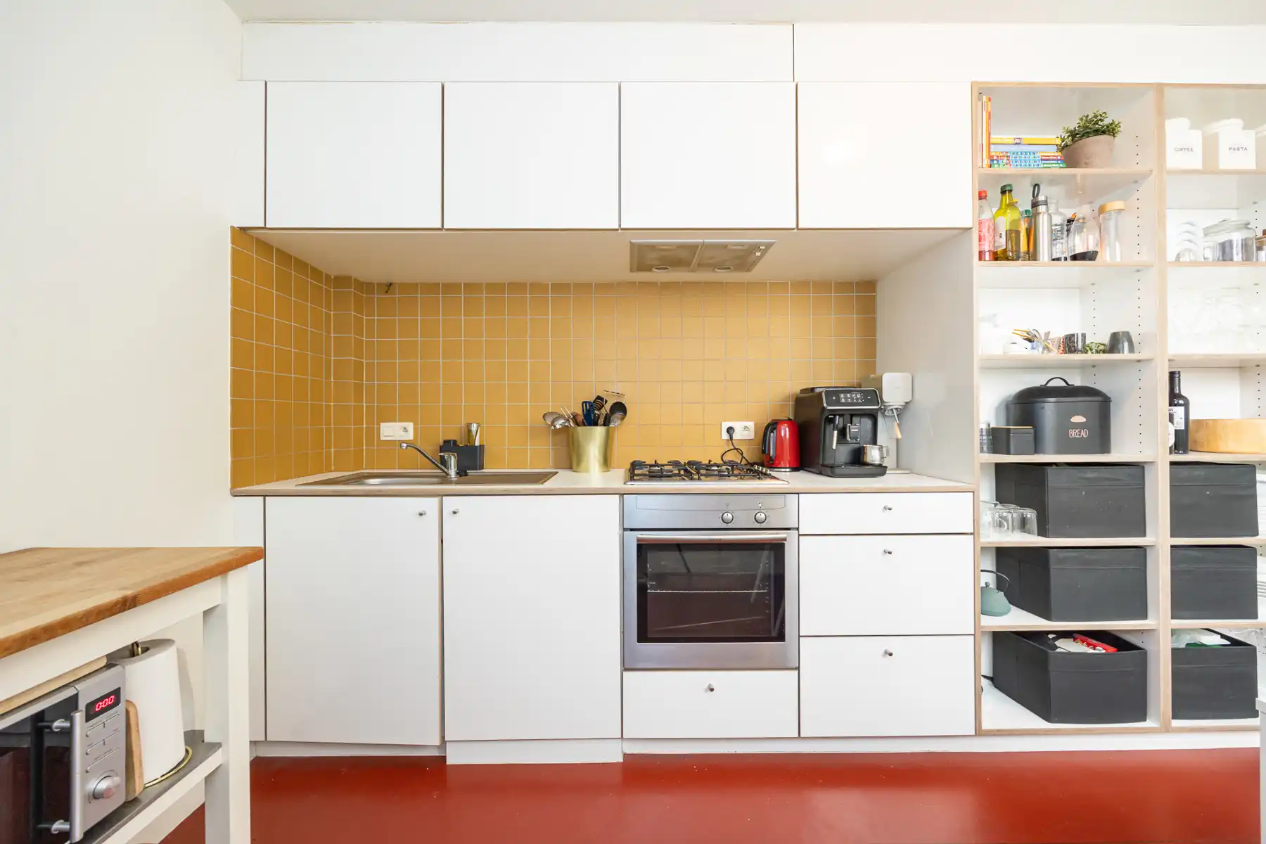 Tof 1-slaapkamerappartement in een prachtig art-deco gebouw! foto 6