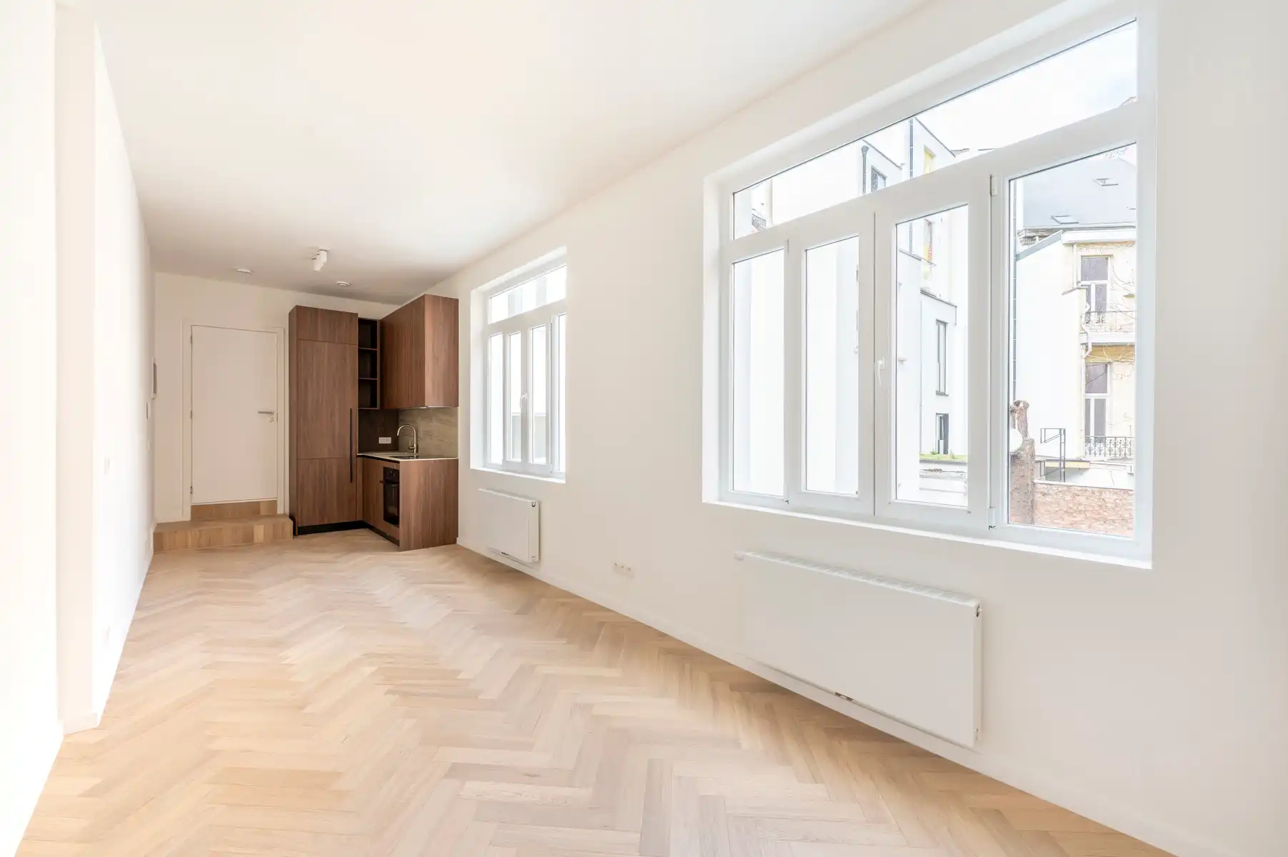 Gerenoveerde studio te huur  foto 3