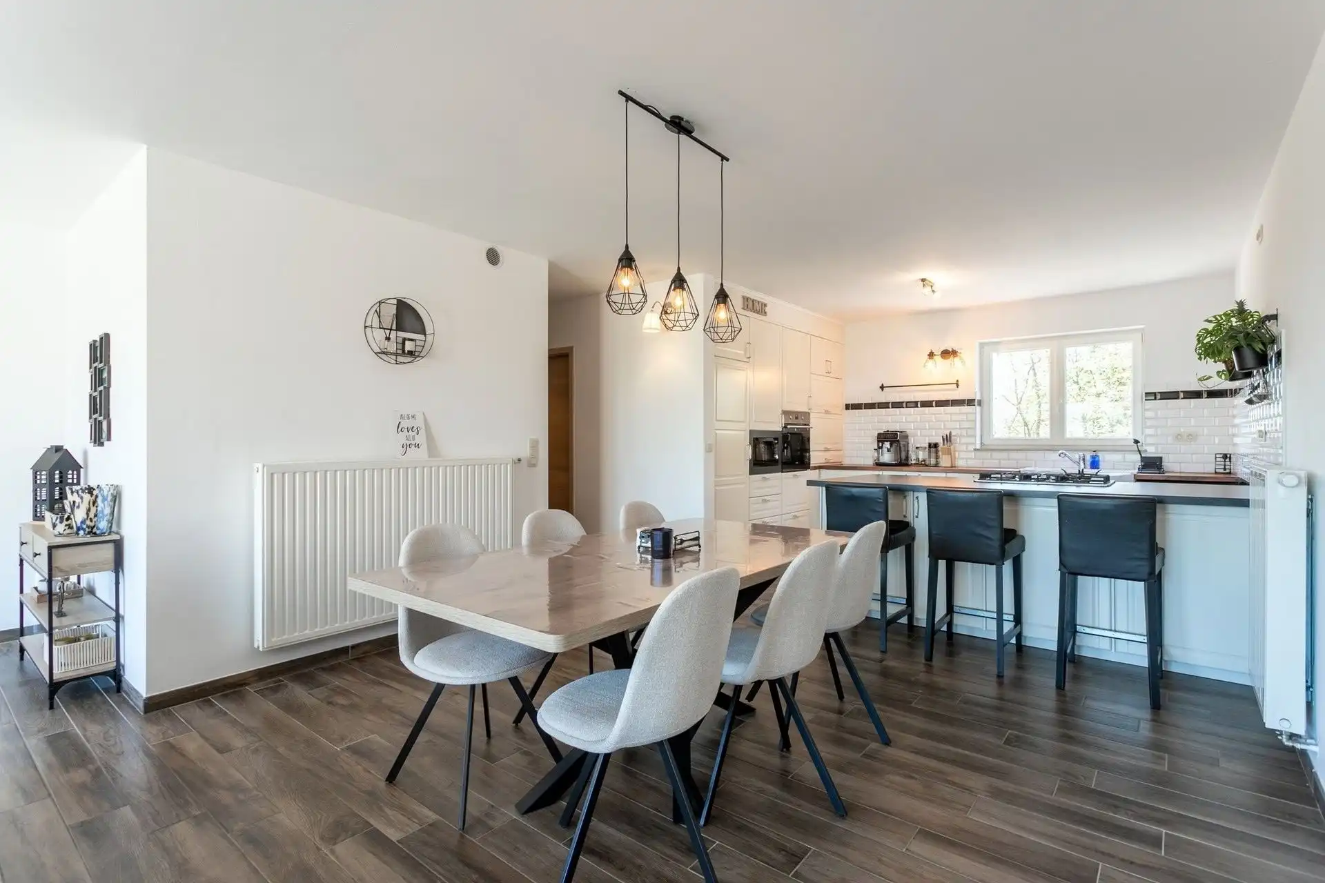 Prachtige woning (4 slpks) met terras en autostaanplaats foto 12
