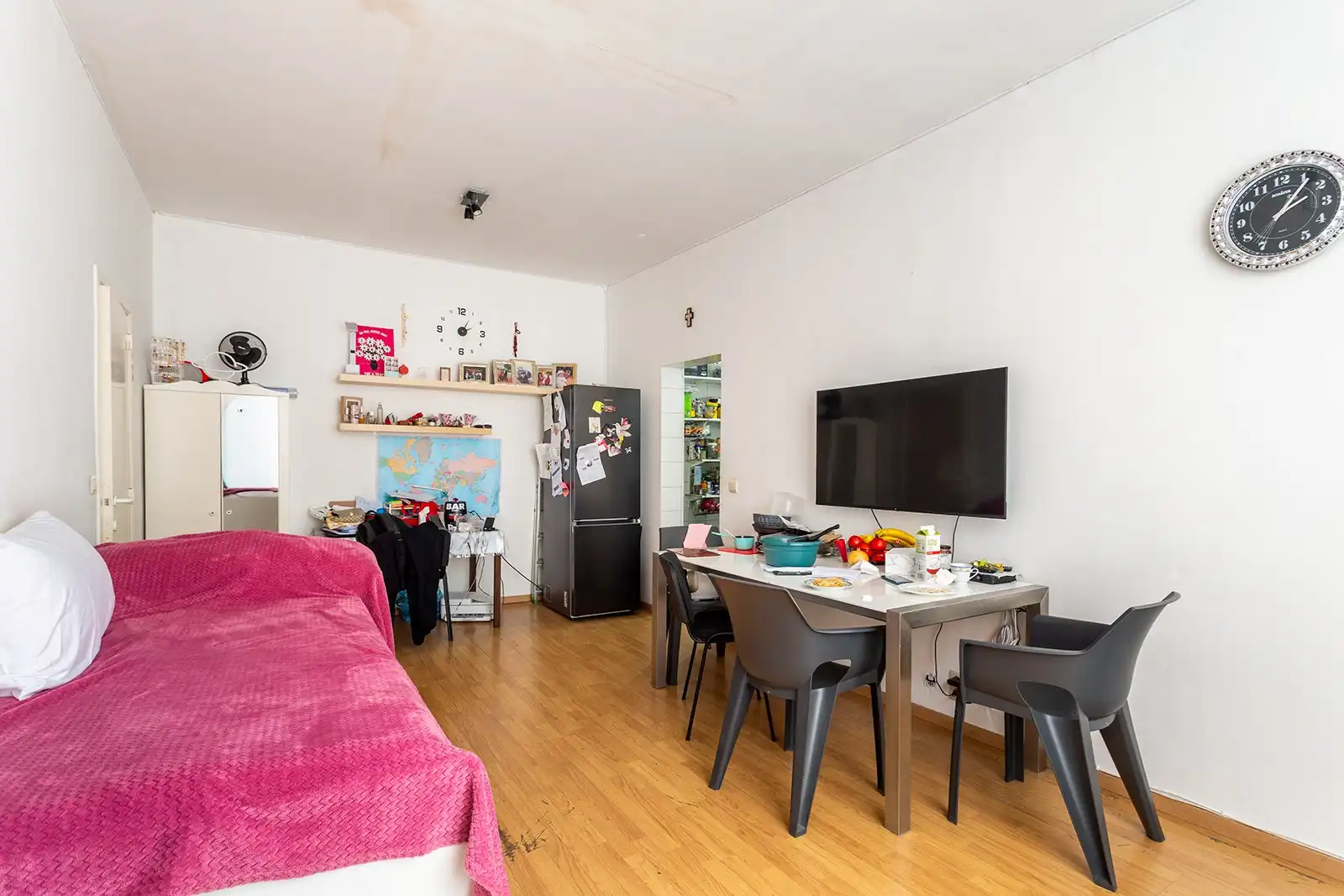 Opbrengsteigendom met 15 units, hoog rendement foto 2