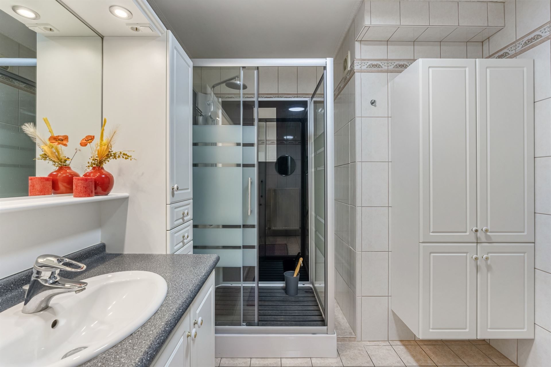 Appartement nabij het centrum van Beringen. foto 17