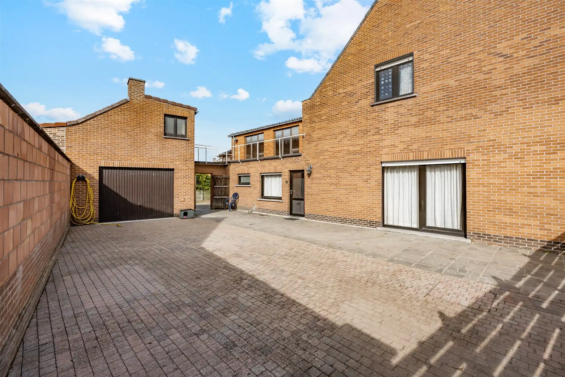 Te renoveren woning met garage en polyvalente ruimte foto 15