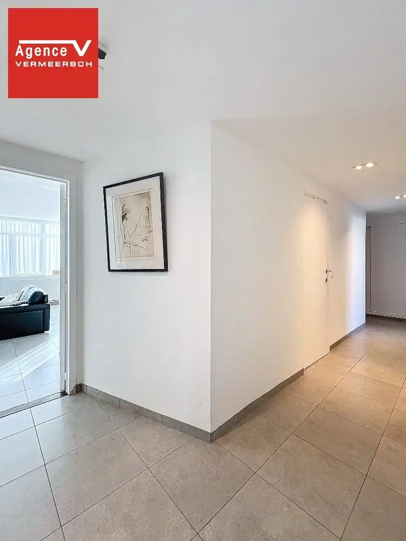 Ruim en lichtrijk GEMEUBILEERD  2-slkr appartement (117m²)gelegen op 50m van Zeedijk!  foto 15