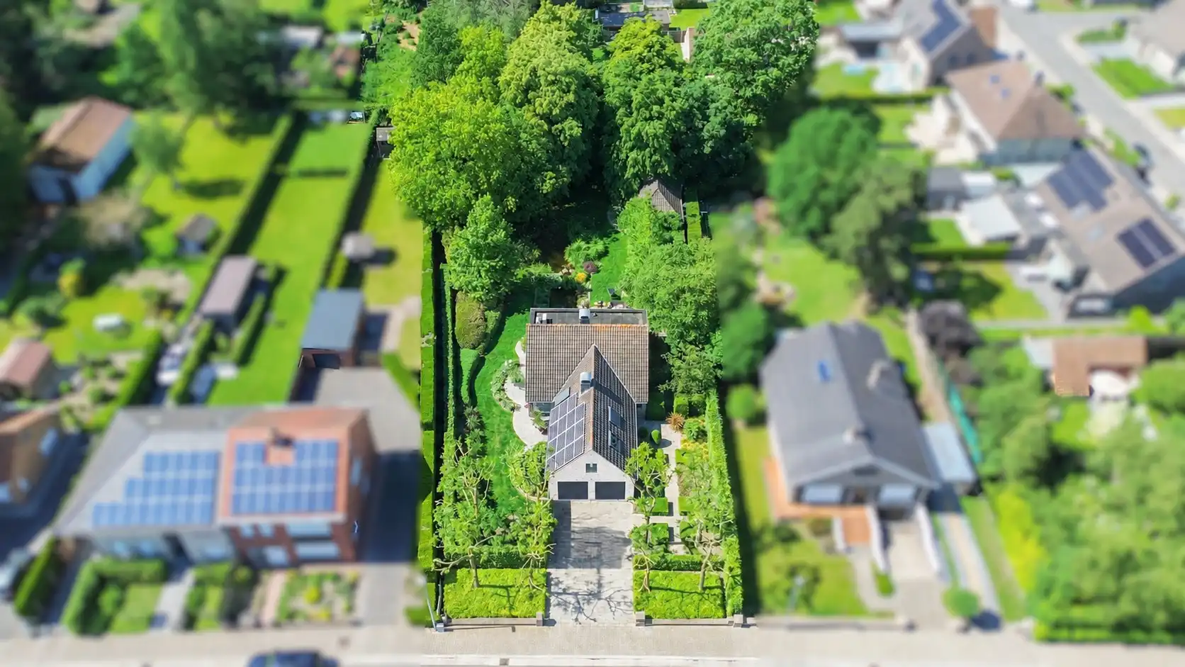 Ruime villa met prachtige tuin en hoogwaardige afwerking, perceel van 1891 m², rustig gelegen te Torhout foto 4