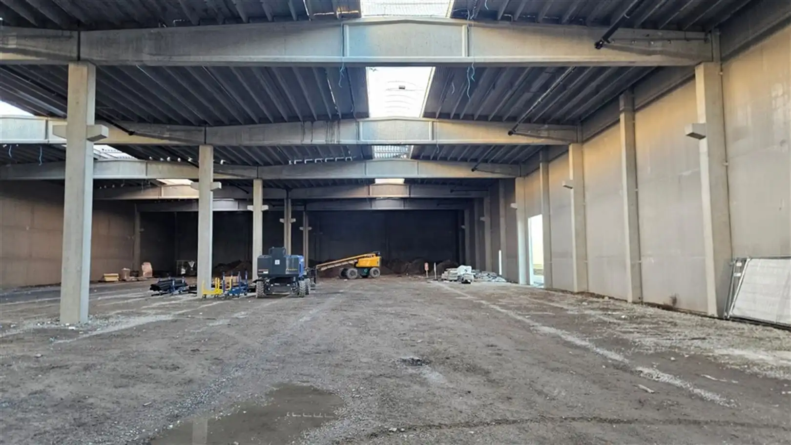 Twee nieuwbouw loodsen met zichtlocatie E17 foto 9