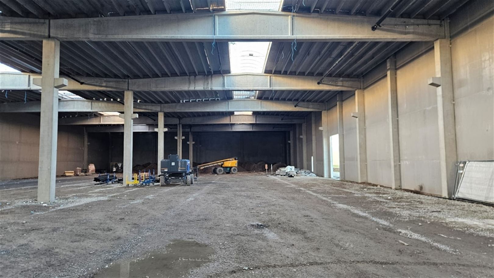 Twee nieuwbouw loodsen met zichtlocatie E17 foto 9