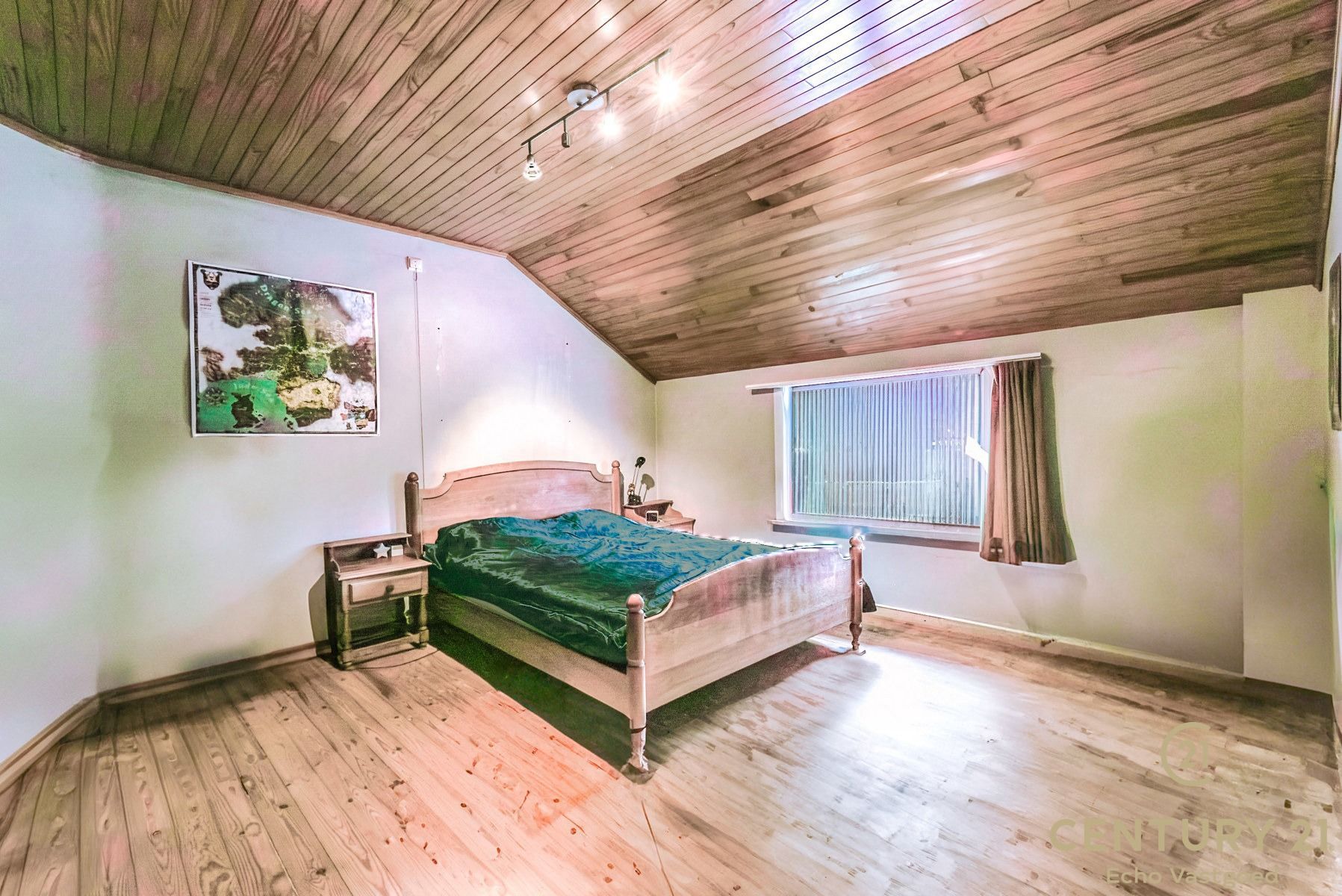 Karaktervolle woning op een idyllische, groene locatie foto 19
