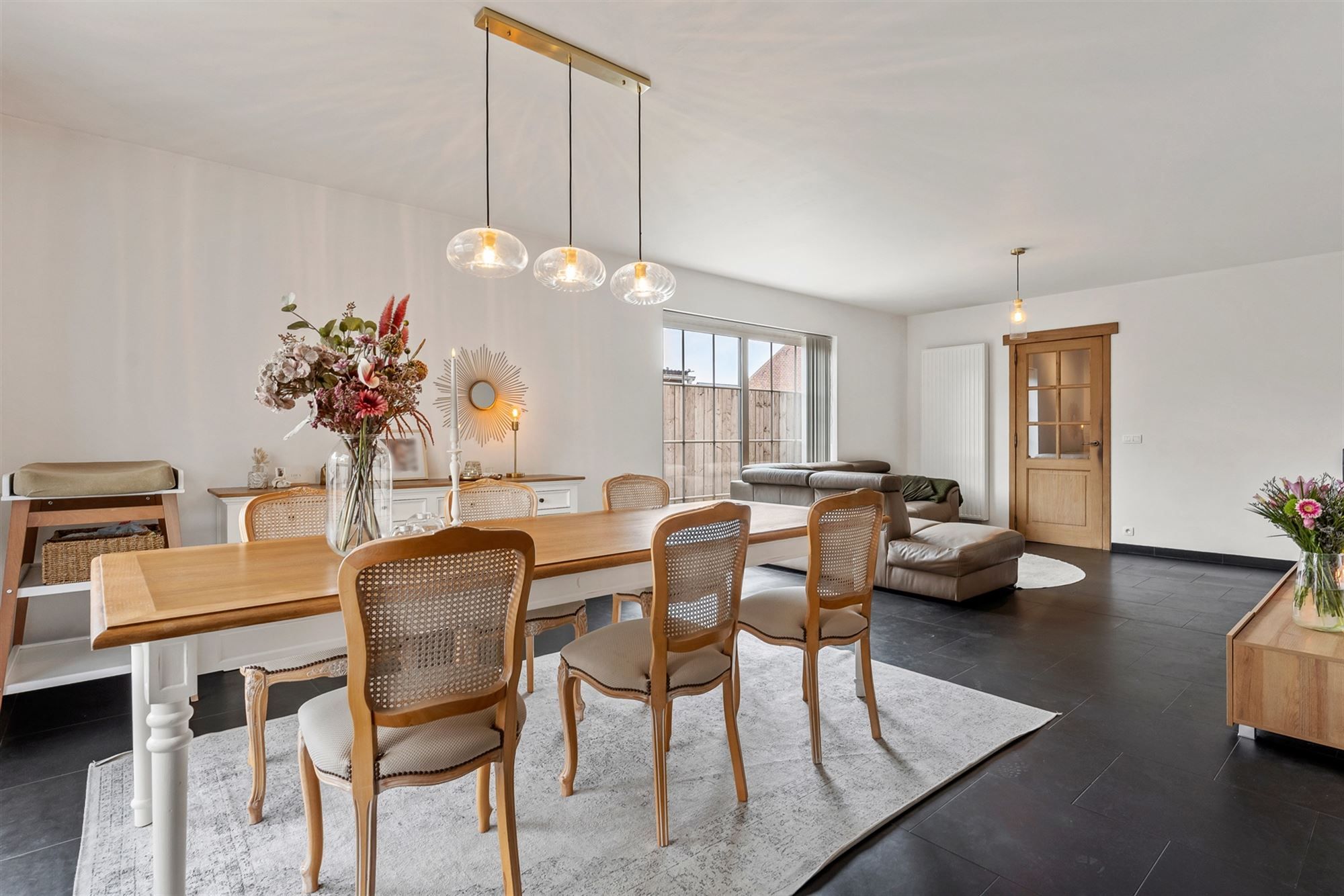 PERFECT ONDERHOUDEN EN INSTAPKLARE WONING MET 3 SLAAPKAMERS TE BEVERLO foto 4