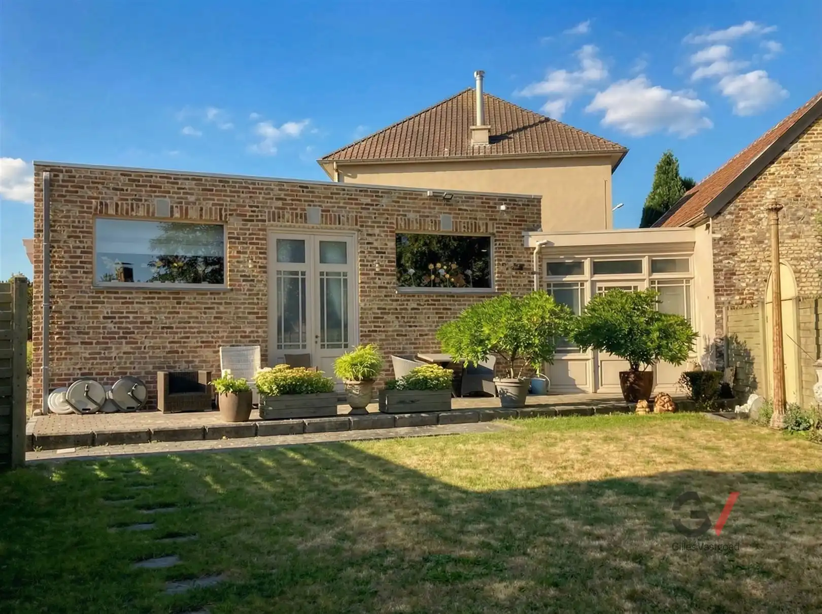 Commercieel gebouw op toplocatie foto 25