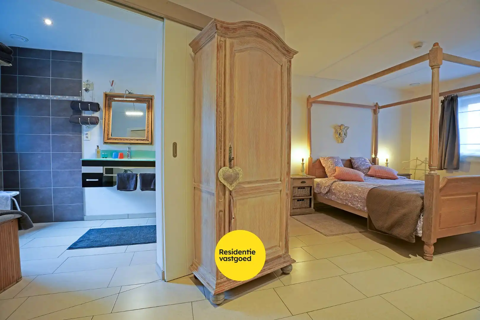 Instapklare halfopen bebouwing (2009) te Ramskapelle op 244 m². foto 6