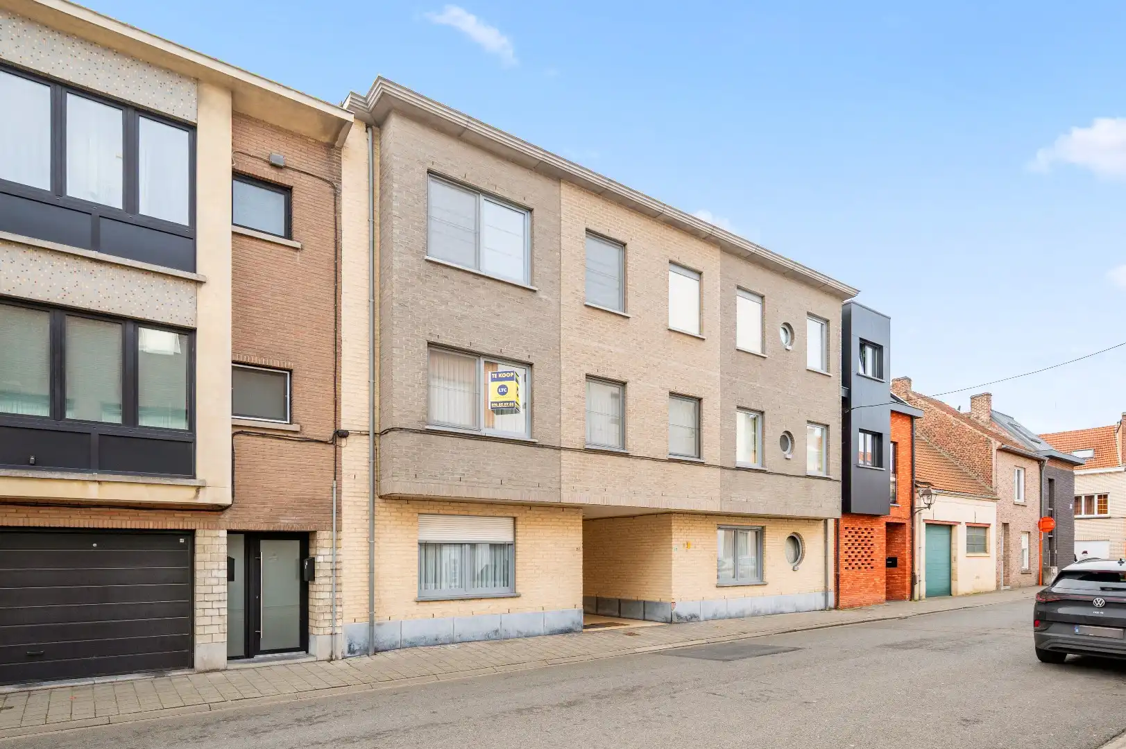 Ruim, instapklaar appartement met terras, lift en garage in Tienen  foto 2