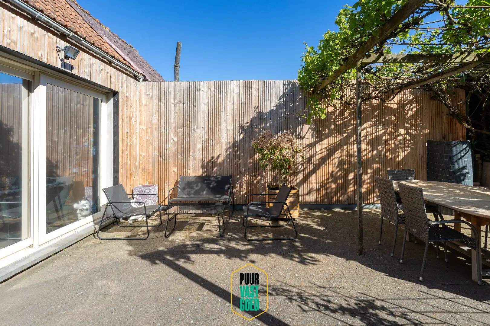 Verzorgde comfortabele halfopen wonig op 476 m² grond, met aangename tuin foto 25