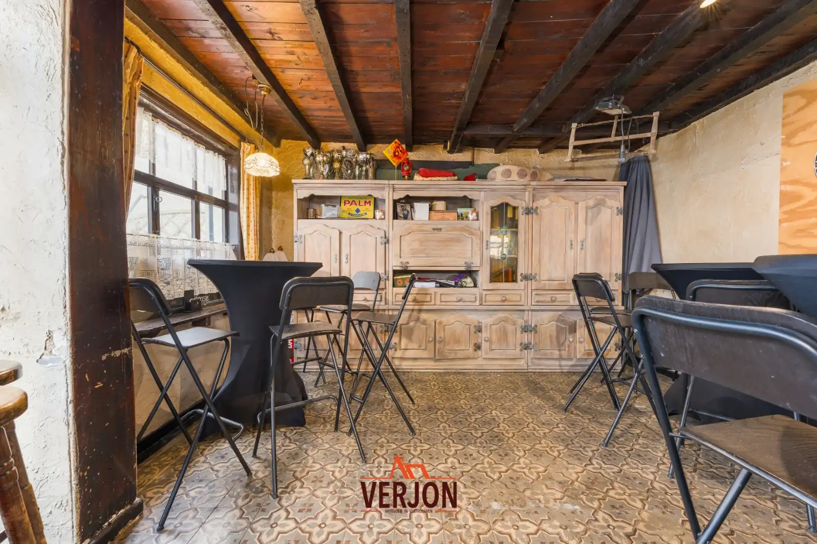 Idylisch café in het hart van Ardooie foto 3