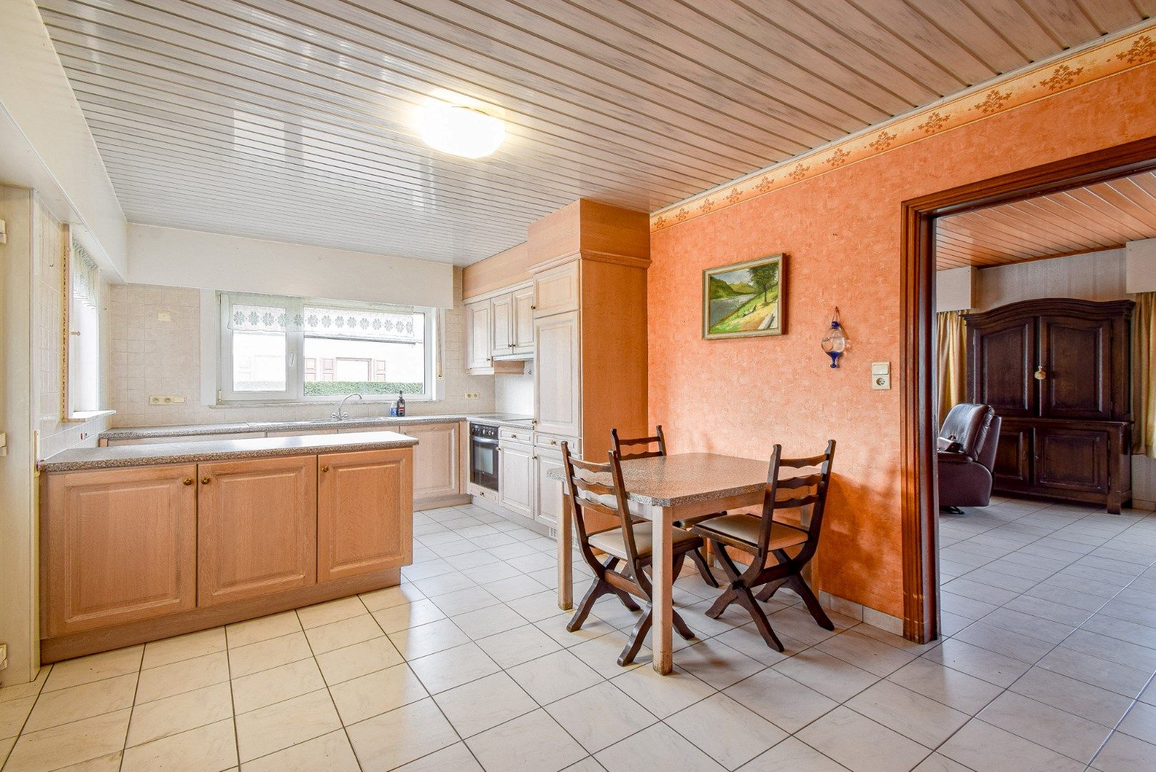 Landelijk gelegen bungalow op 867 m² met prachtig verzicht te Koekelare foto 8