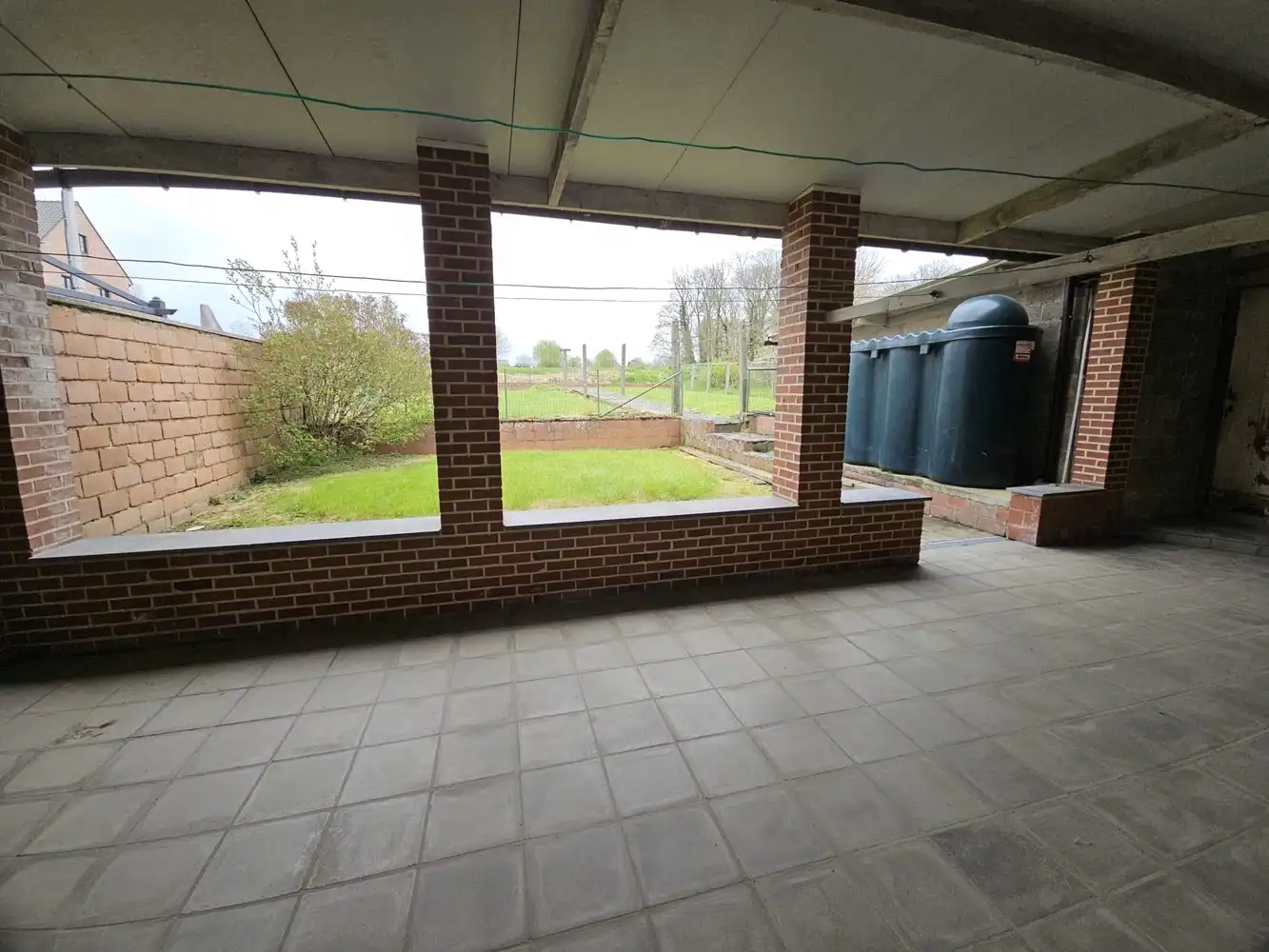Landelijk gelegen woning met tuin foto 8