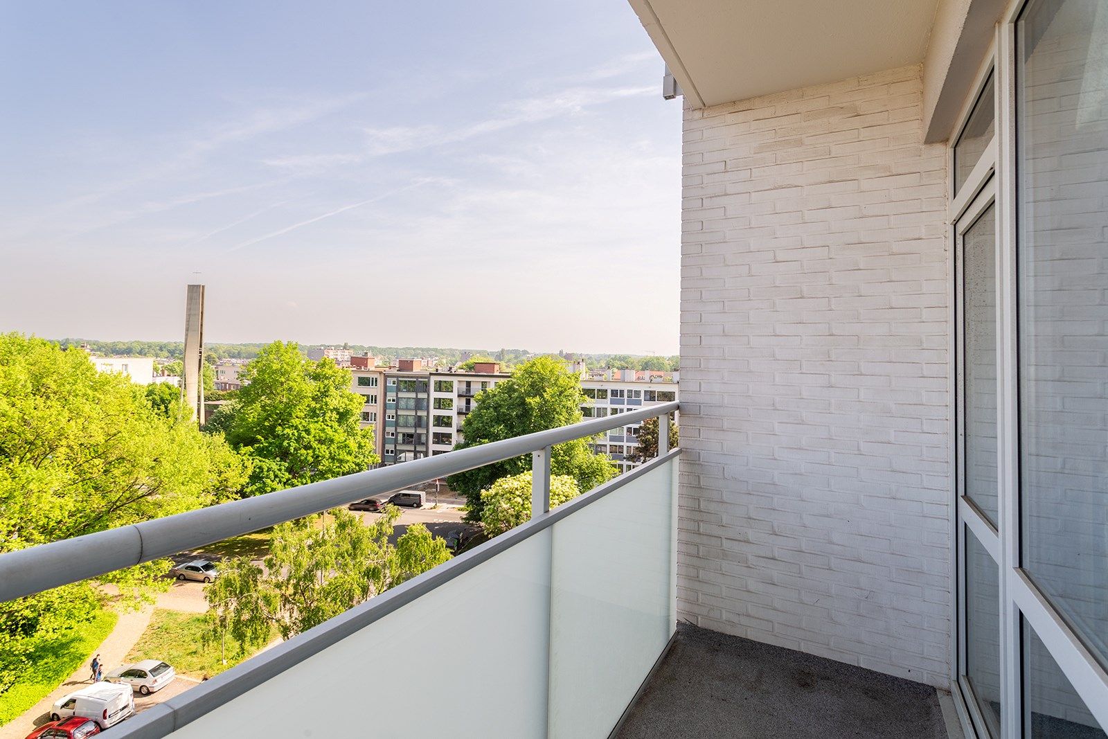 Appartement met 3 slpks, 2 bdks, 3 terrassen en parking foto 6