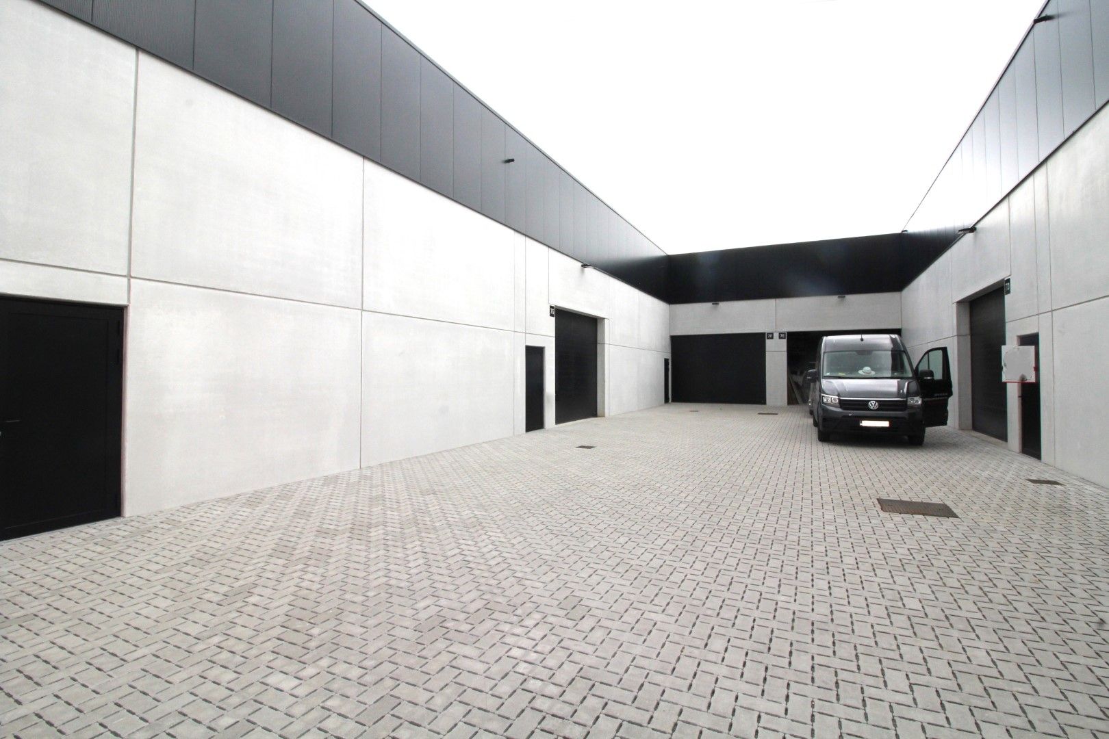 bedrijventerrein Kunstdal | uitstekend gelegen KMO-unit van 263m² foto 7