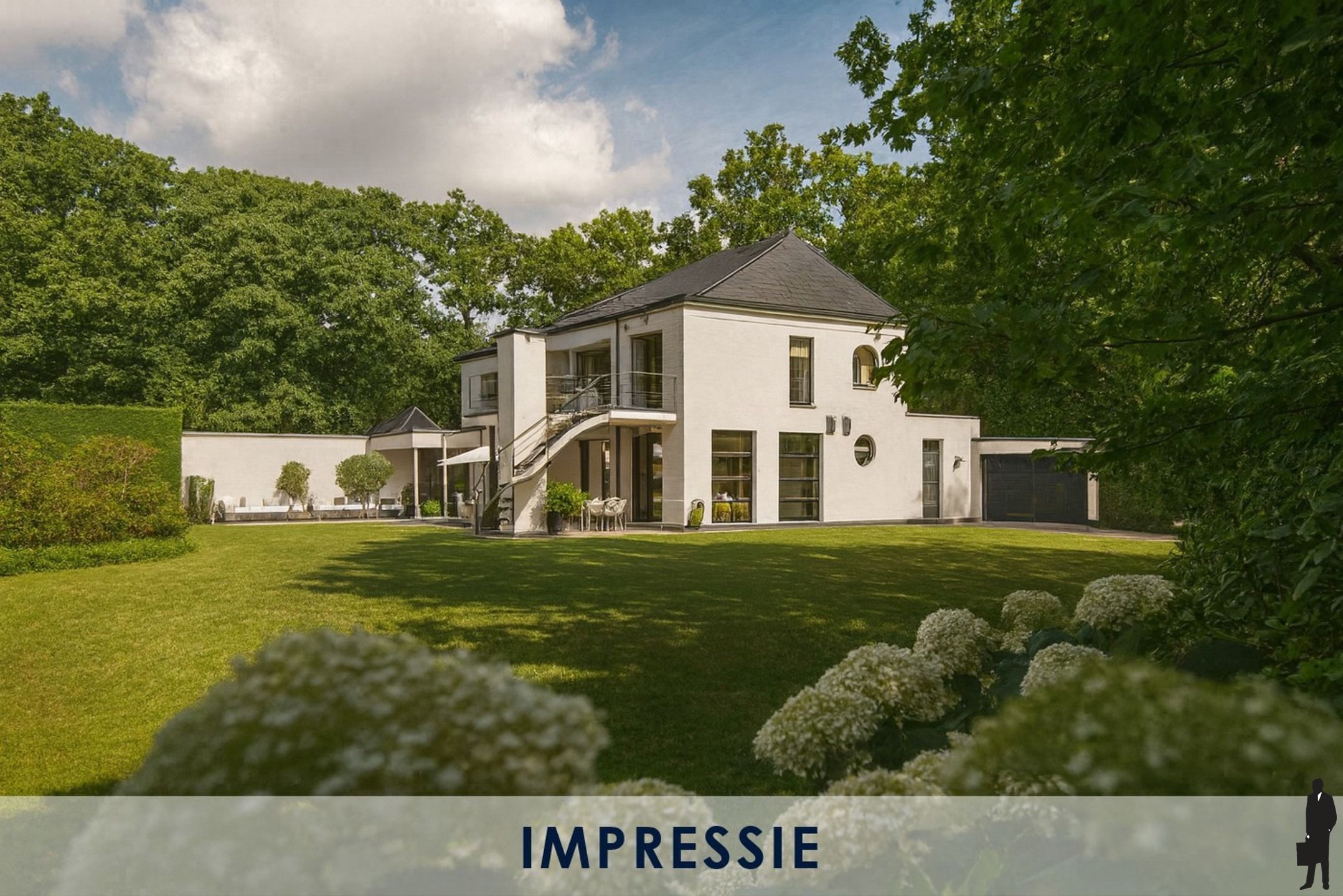 VILLA MET APARTE PRAKTIJK OF APART KANTOOR AAN HUIS (vrij beroep mogelijk!)  foto {{pictureIndex}}