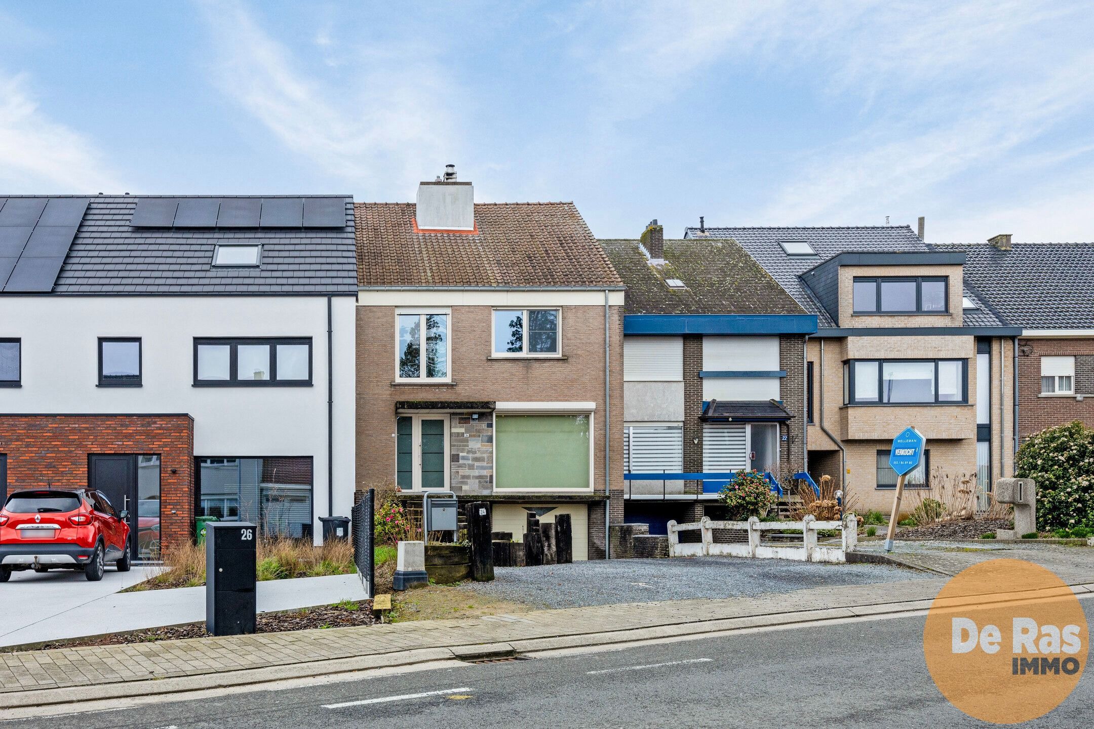 HILLEGEM - Bel étage met 5 slaapkamers en grote tuin foto 26