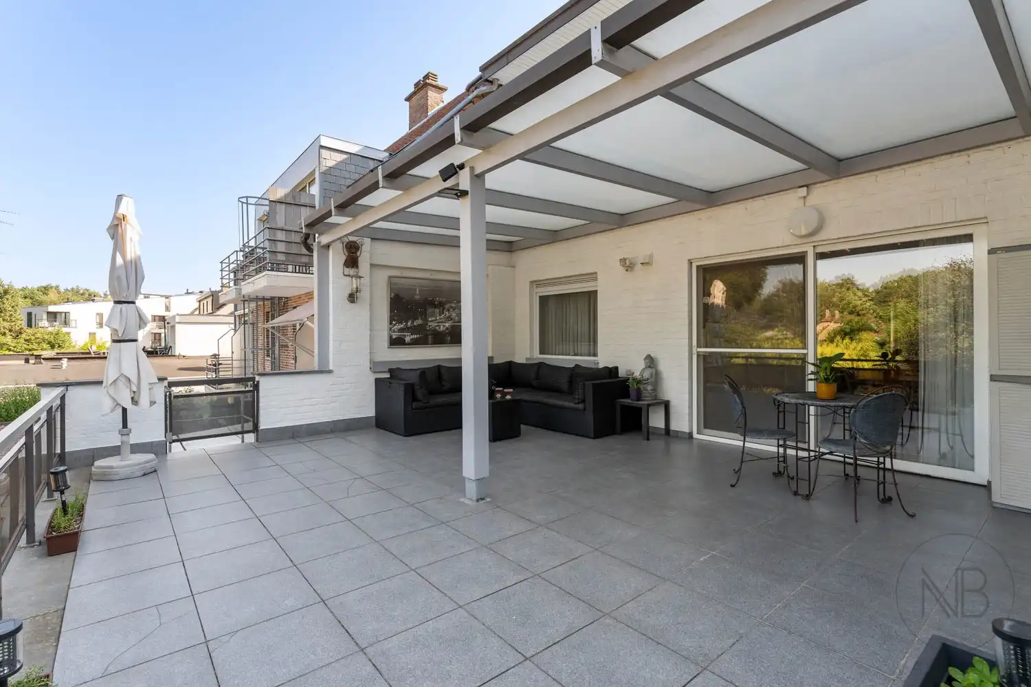 Uitzonderlijke groot duplex appartement met 4 slaapkamers! foto 12