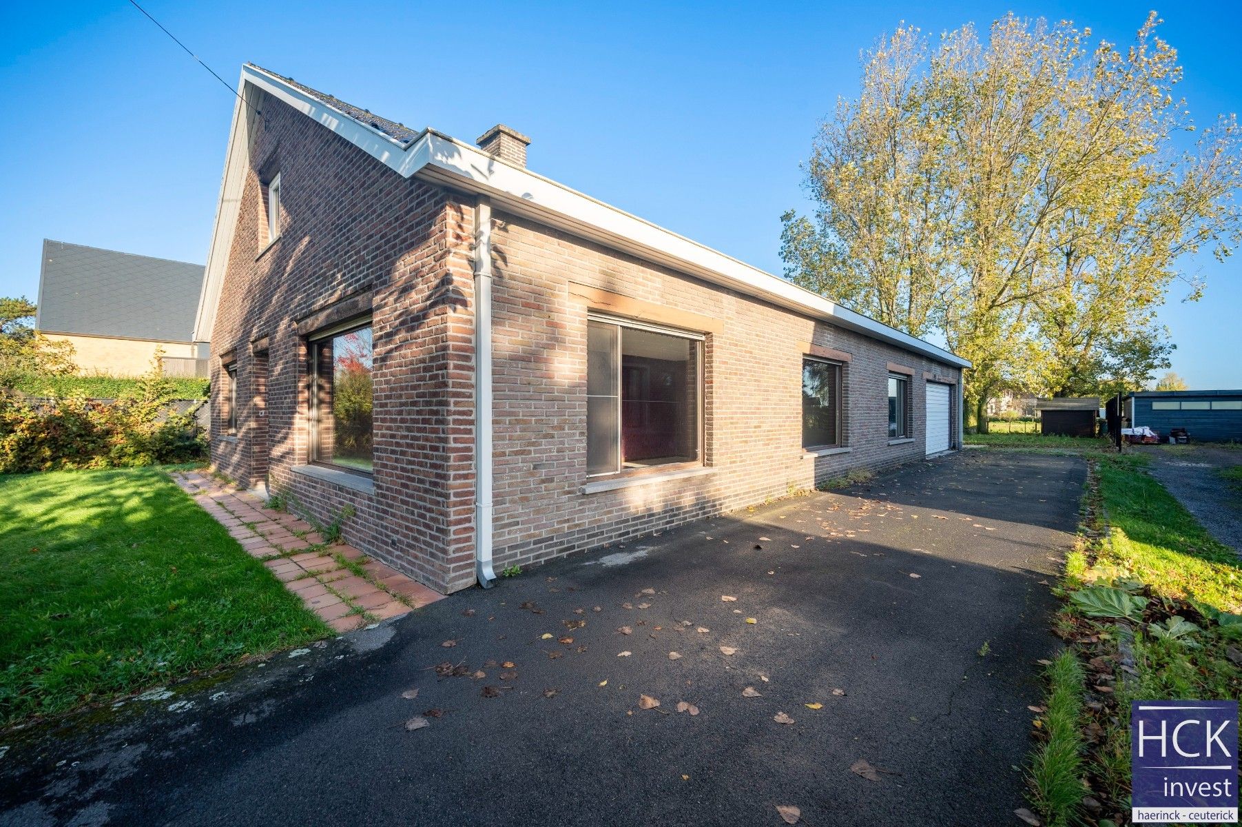 ZULTE - Mooi gelegen alleenstaande woning op 1117 m²! foto 3