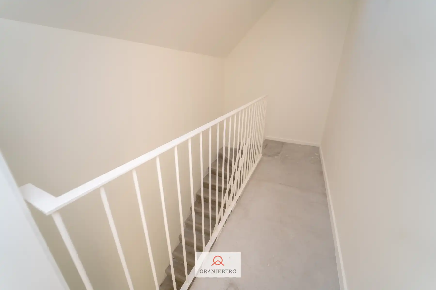 Nieuwbouw penthouse met terras foto 26