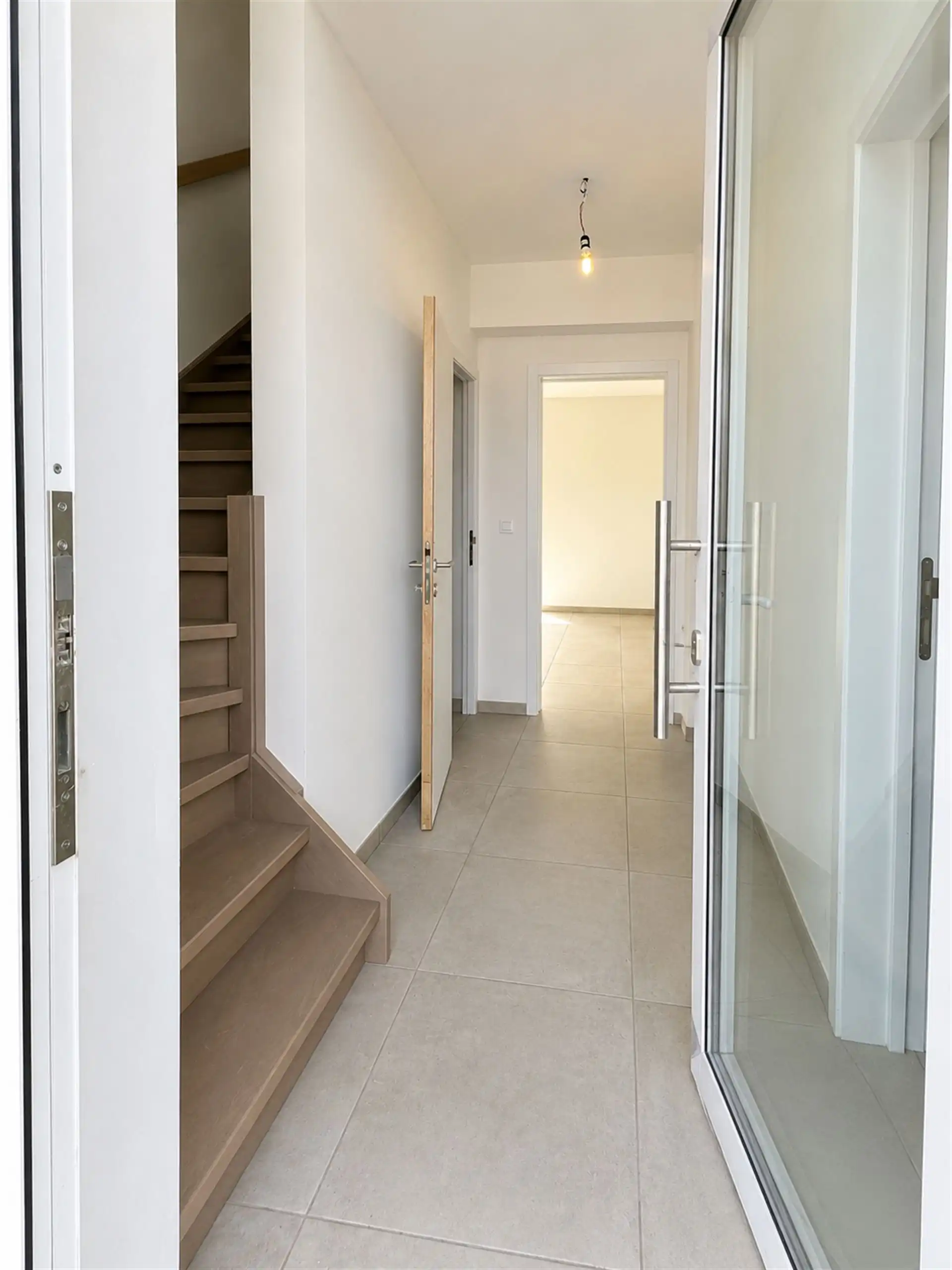 Nieuw huis met adembenemend uitzicht en 3% gereduceerde registratiekosten foto 5