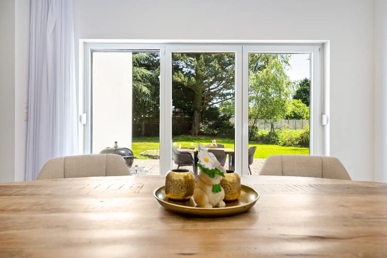Recent gerenoveerde woning met 4 slpkrs en tuin foto 12