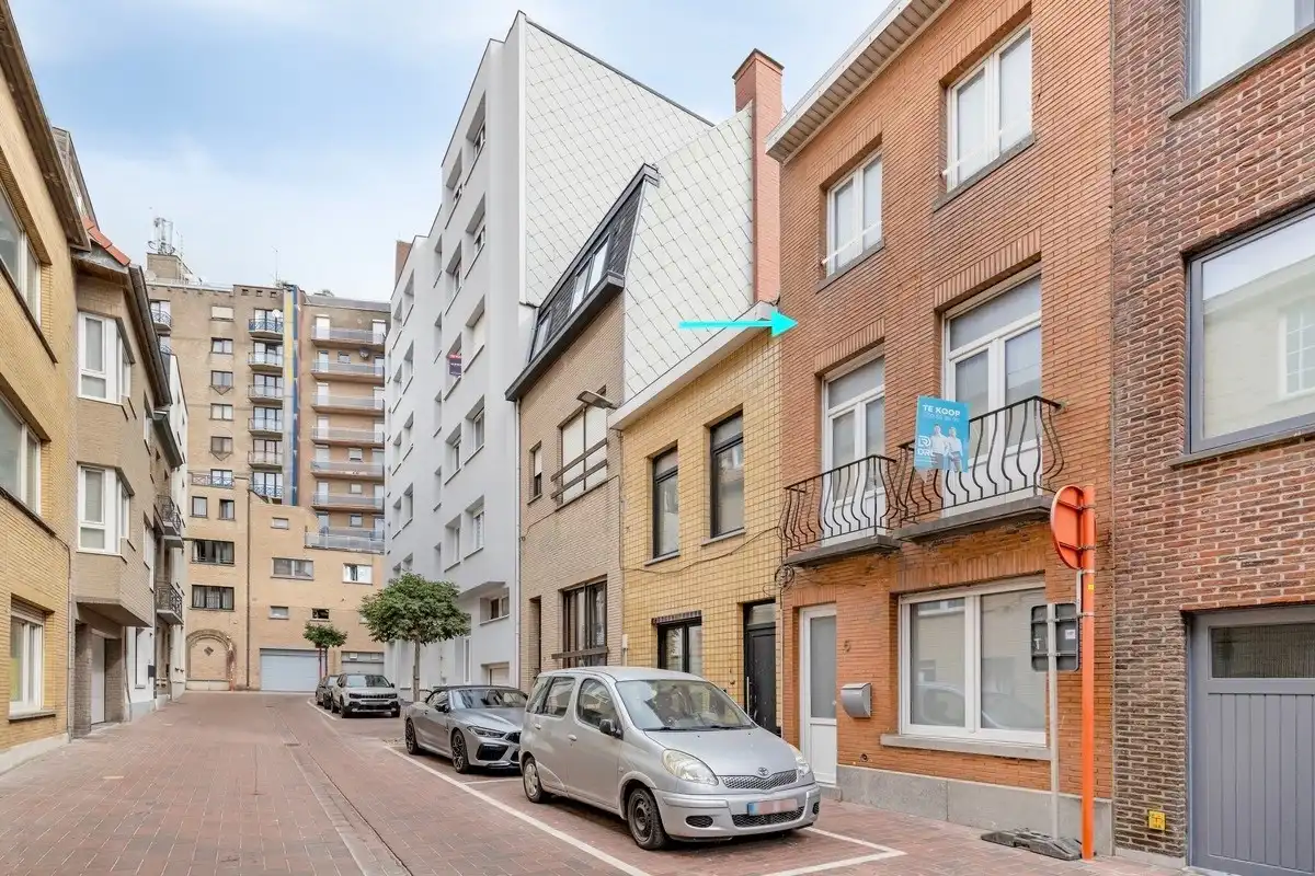Gerenoveerde woning nabij strand en haven te Blankenberge foto {{pictureIndex}}