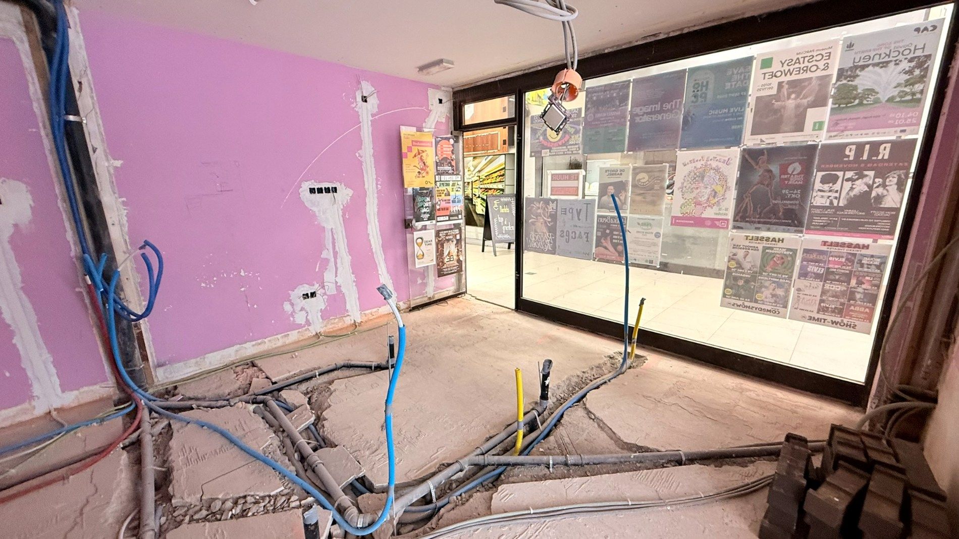 Ruim Duplex Handelspand/Horecapand in Genk-Centrum foto 7