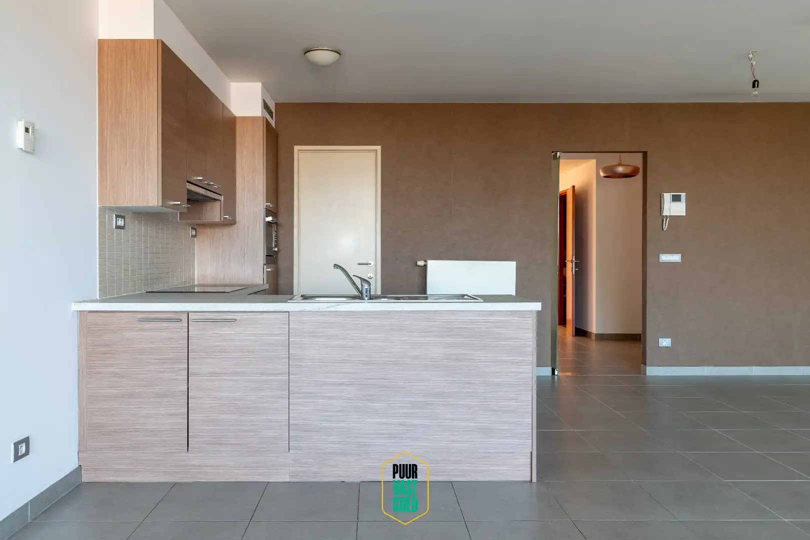 Recent, instapklaar, 2 slpk appartement in gegeerde buurt. foto 7