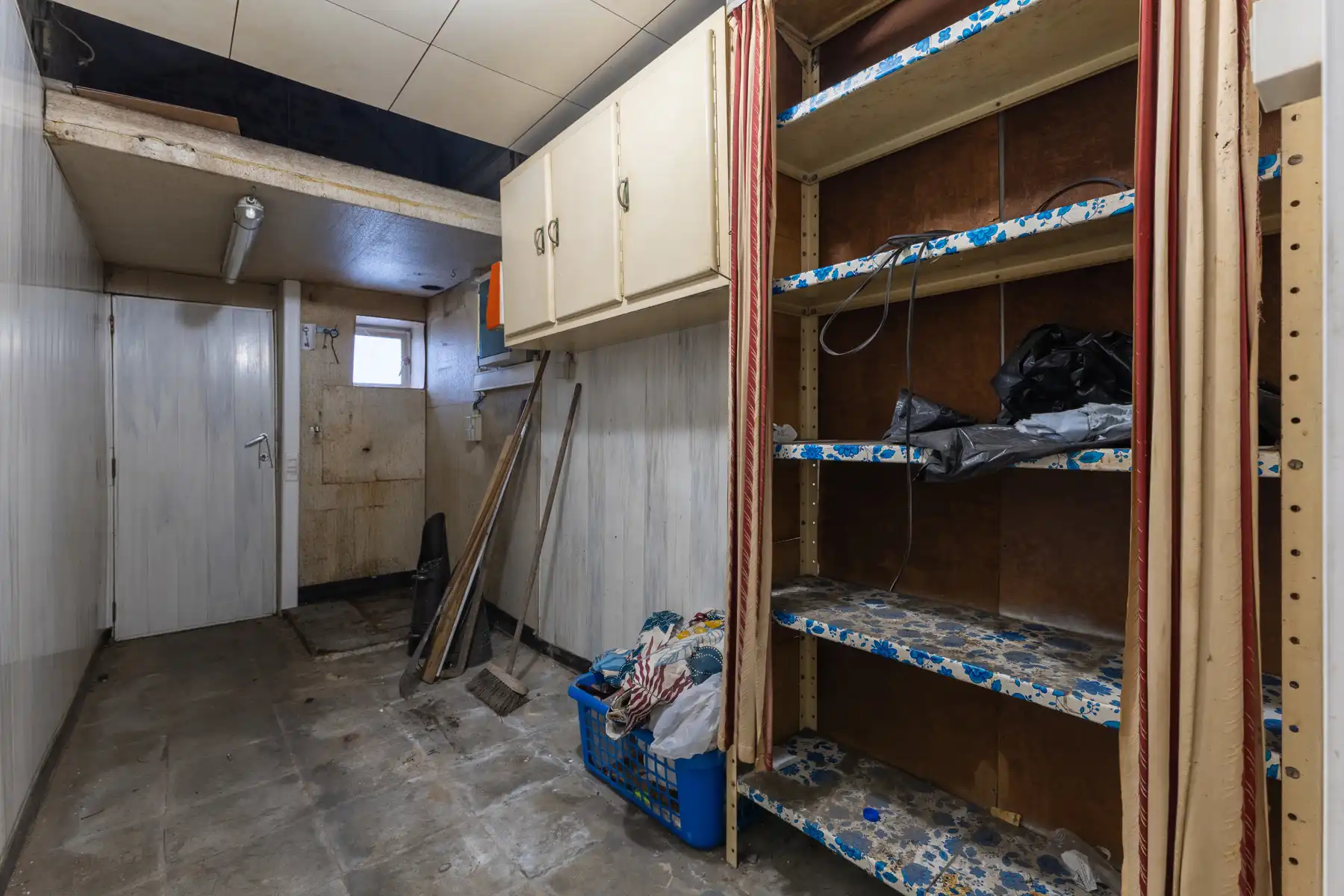 Te renoveren woning met 2 slaapkamers en inrichtbare zolder foto 14