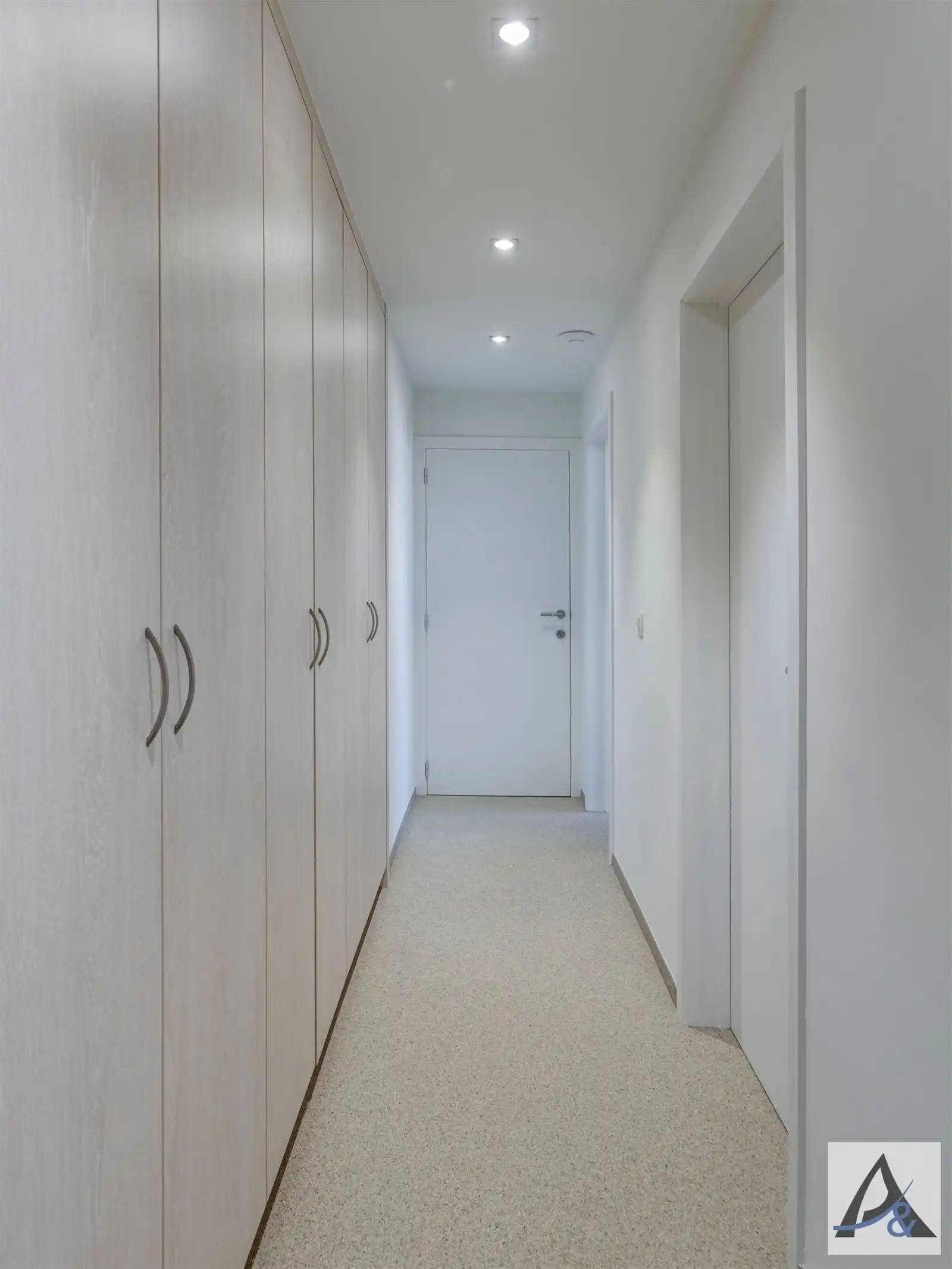 ruim en exclusief penthouse te koop nabij centrum van Beringen! foto 32