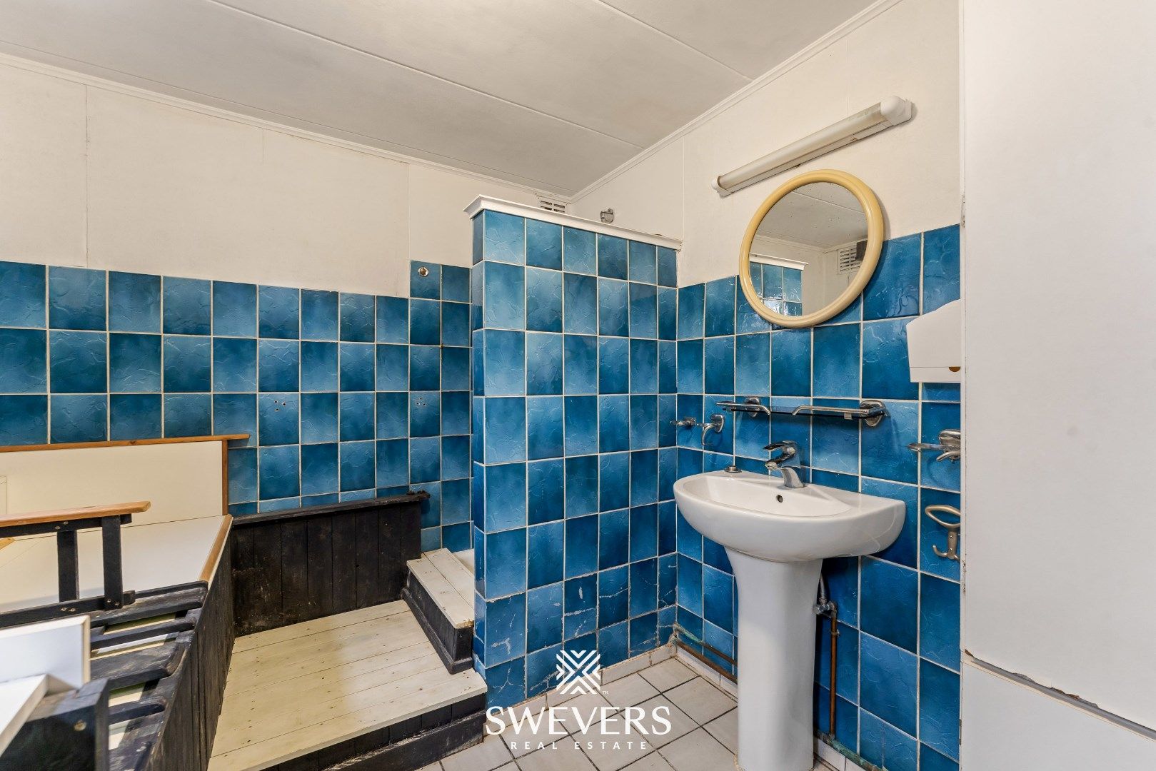 Gunstig gelegen, te renoveren woning, op mooi perceel van 8a 88ca foto 21