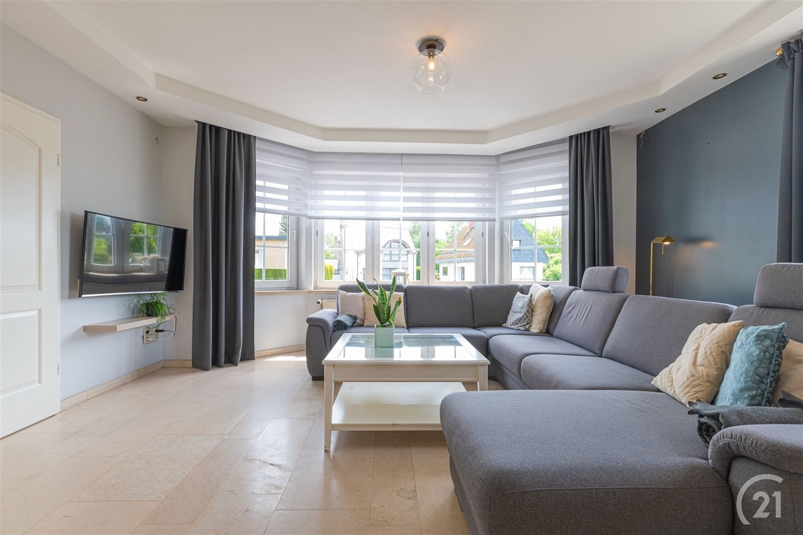 Exclusieve, energiezuinige villa op mooi perceel van 8a14 foto 4