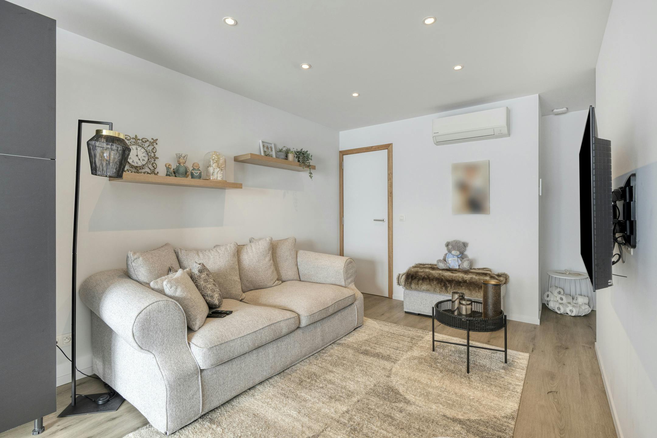 Handelspand met woonst in centrum Lauwe foto 6