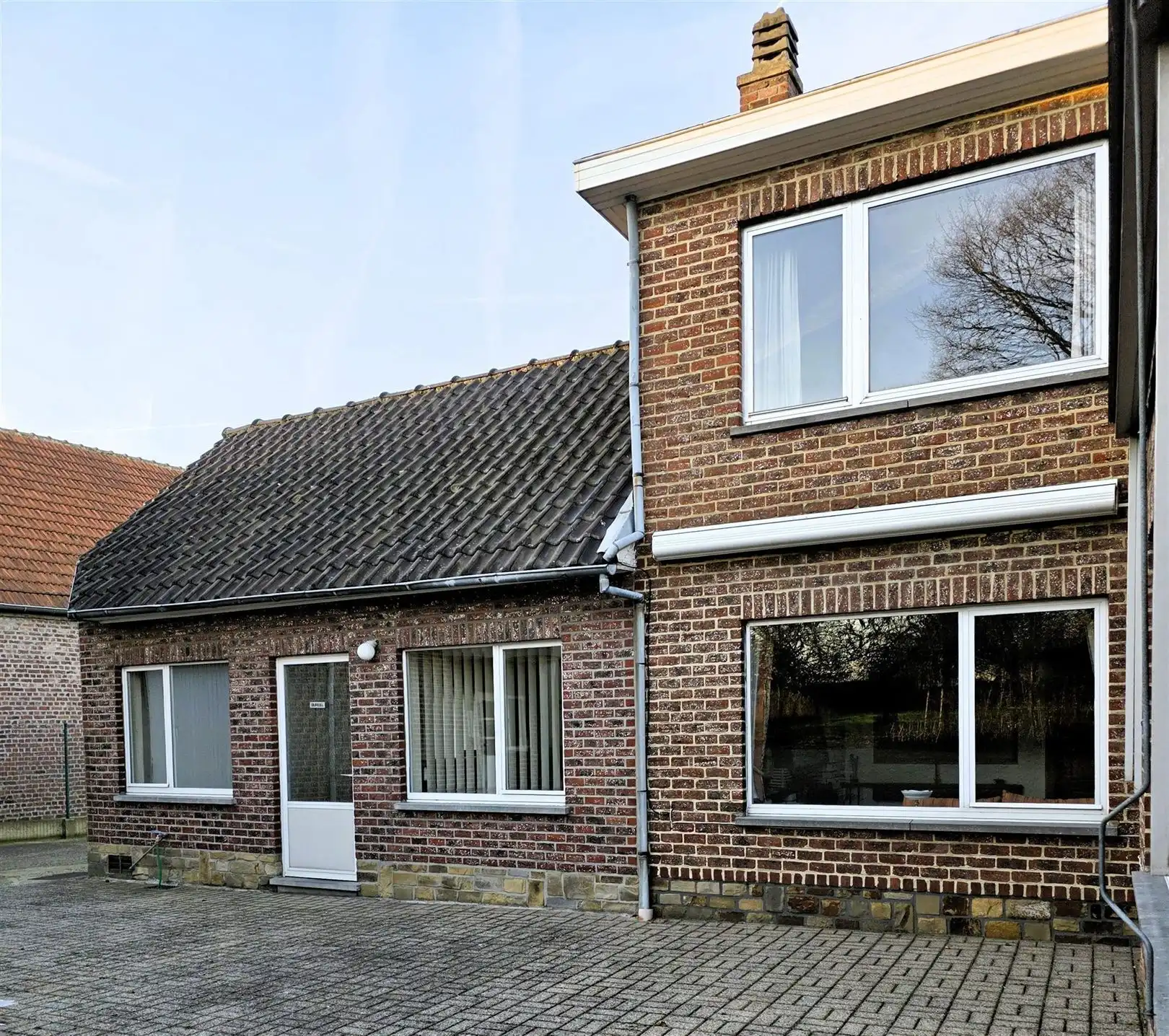 Zeer ruime woning + loods/atelier op 21 are 50 ca foto 34